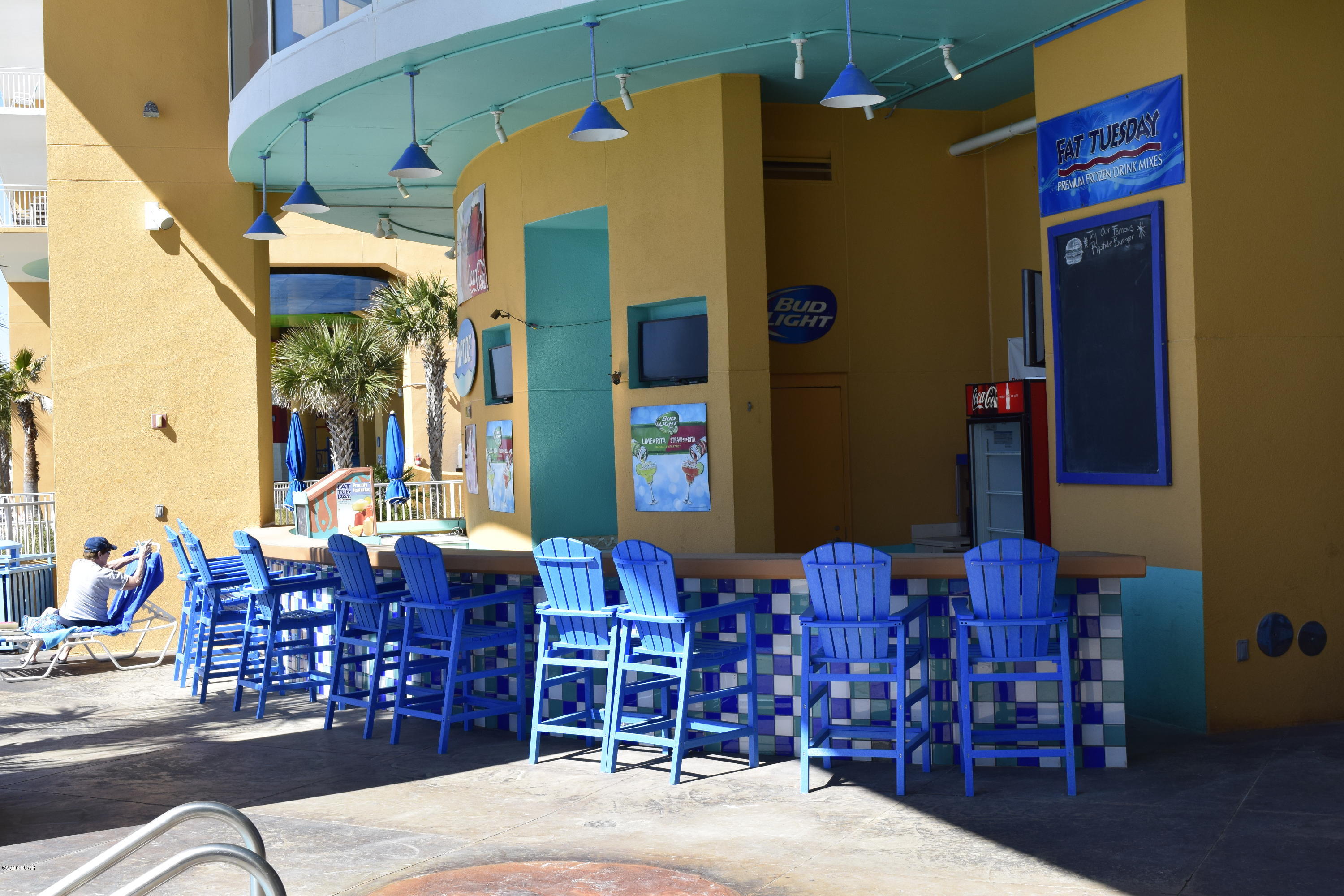 Splash Condo - Residential