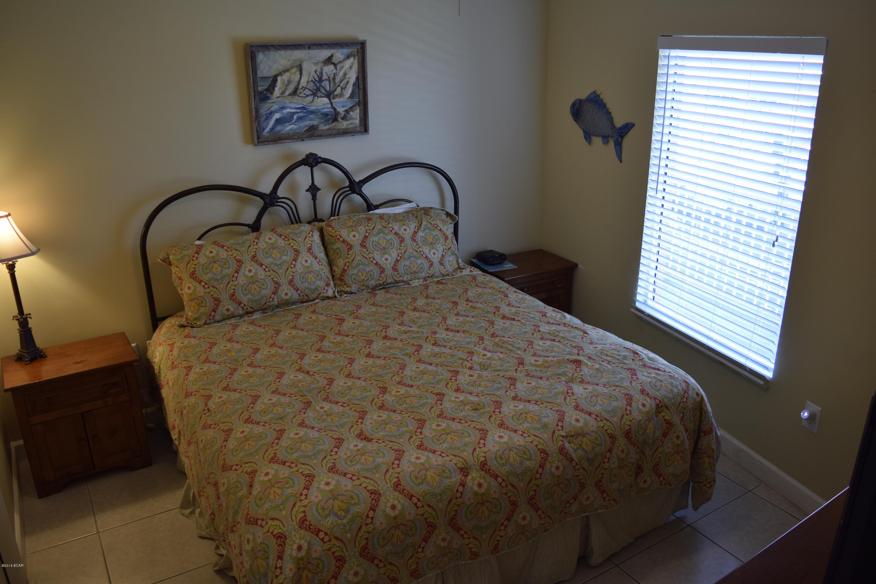 Splash Condo - Residential