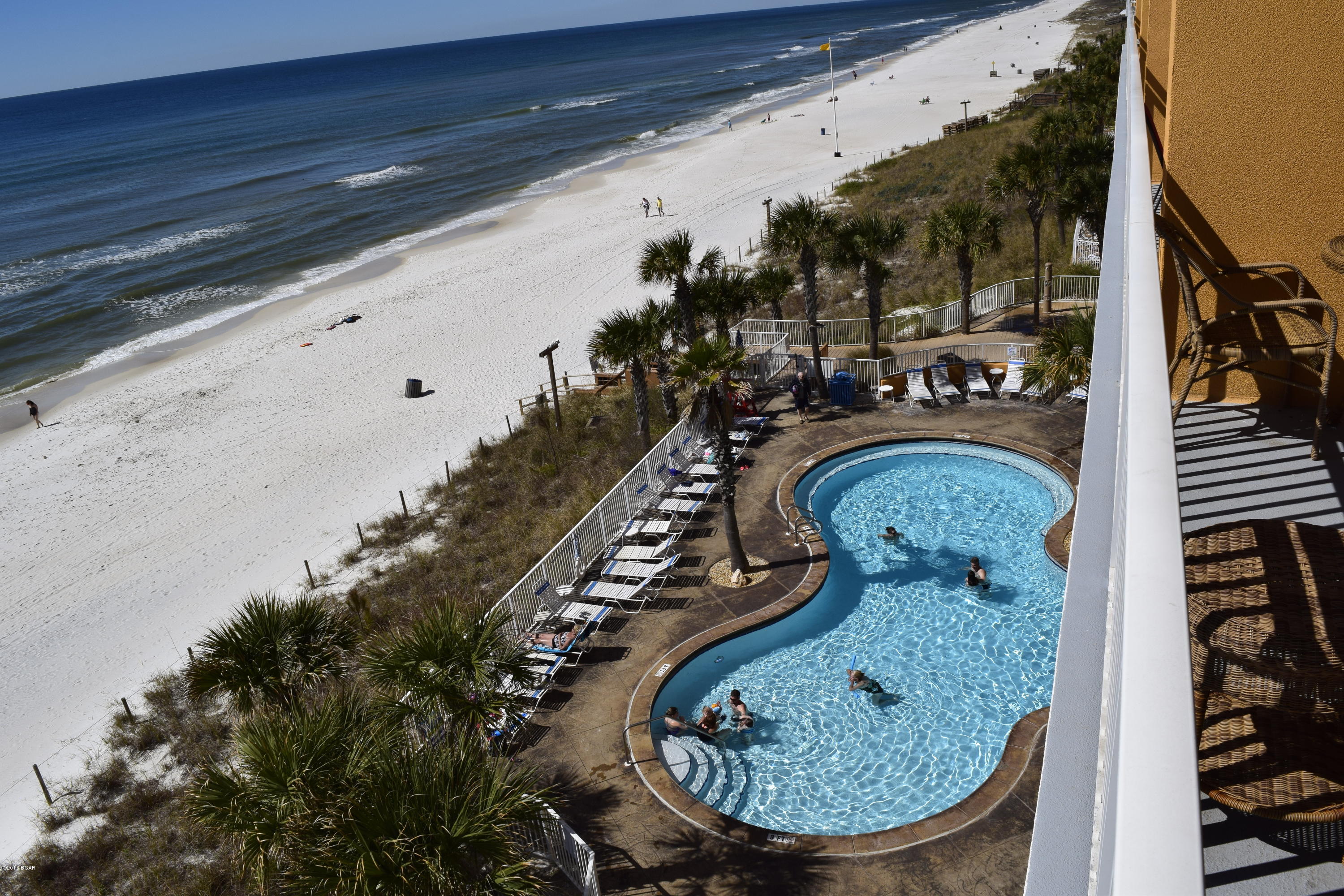 Splash Condo - Residential