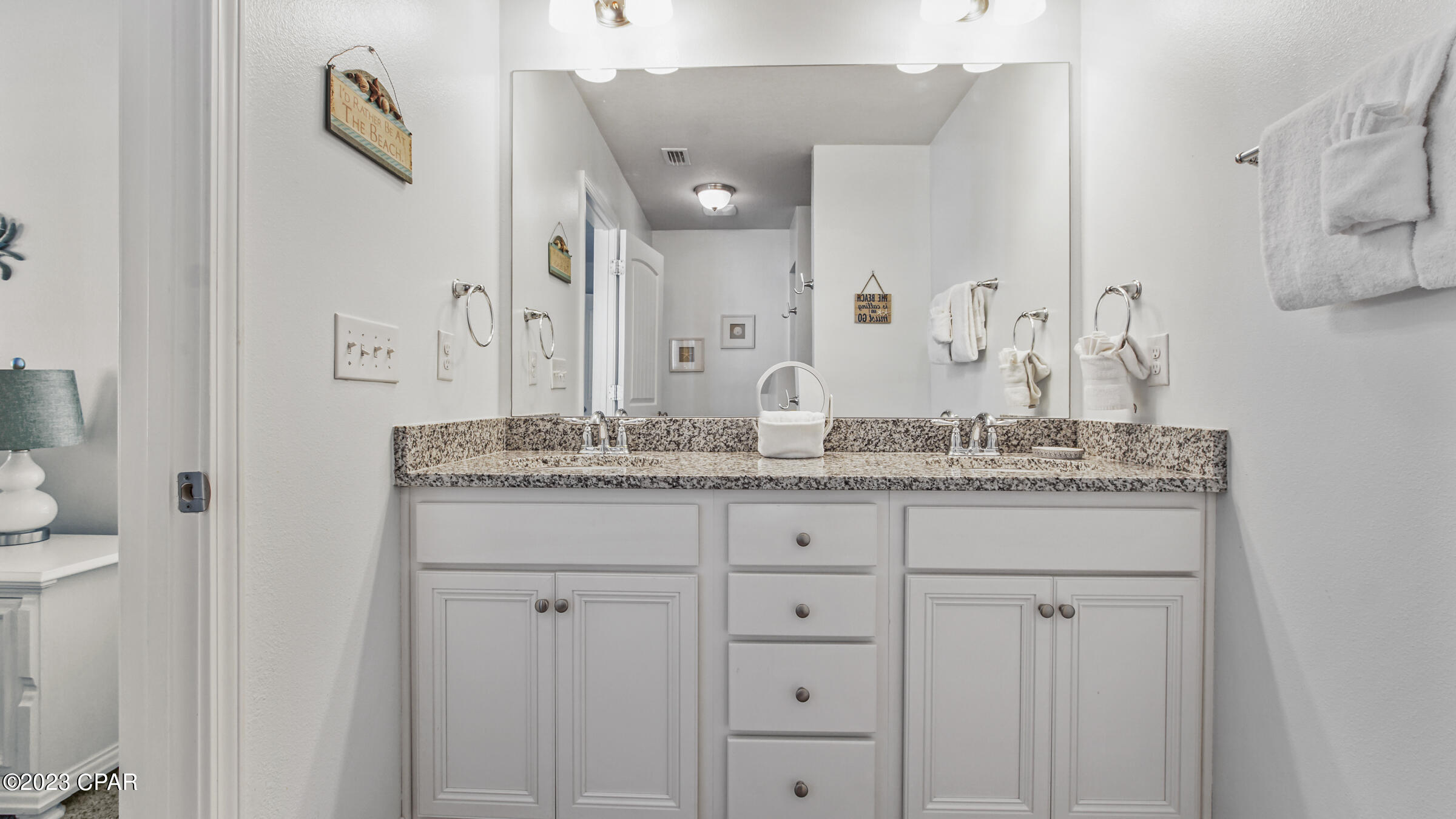 Hathaway Townhomes - Residential Lease