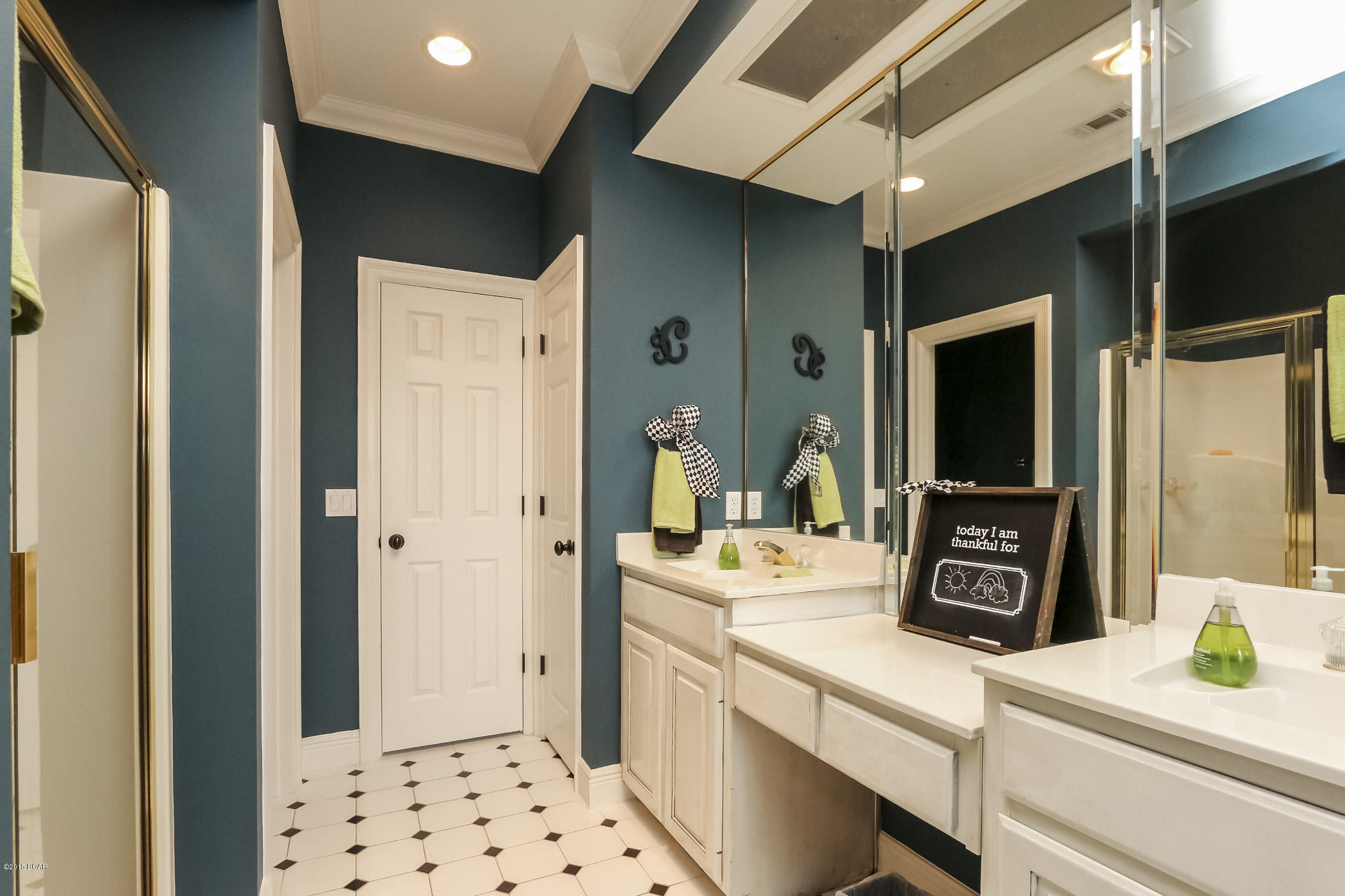 Bay Breeze - Residential