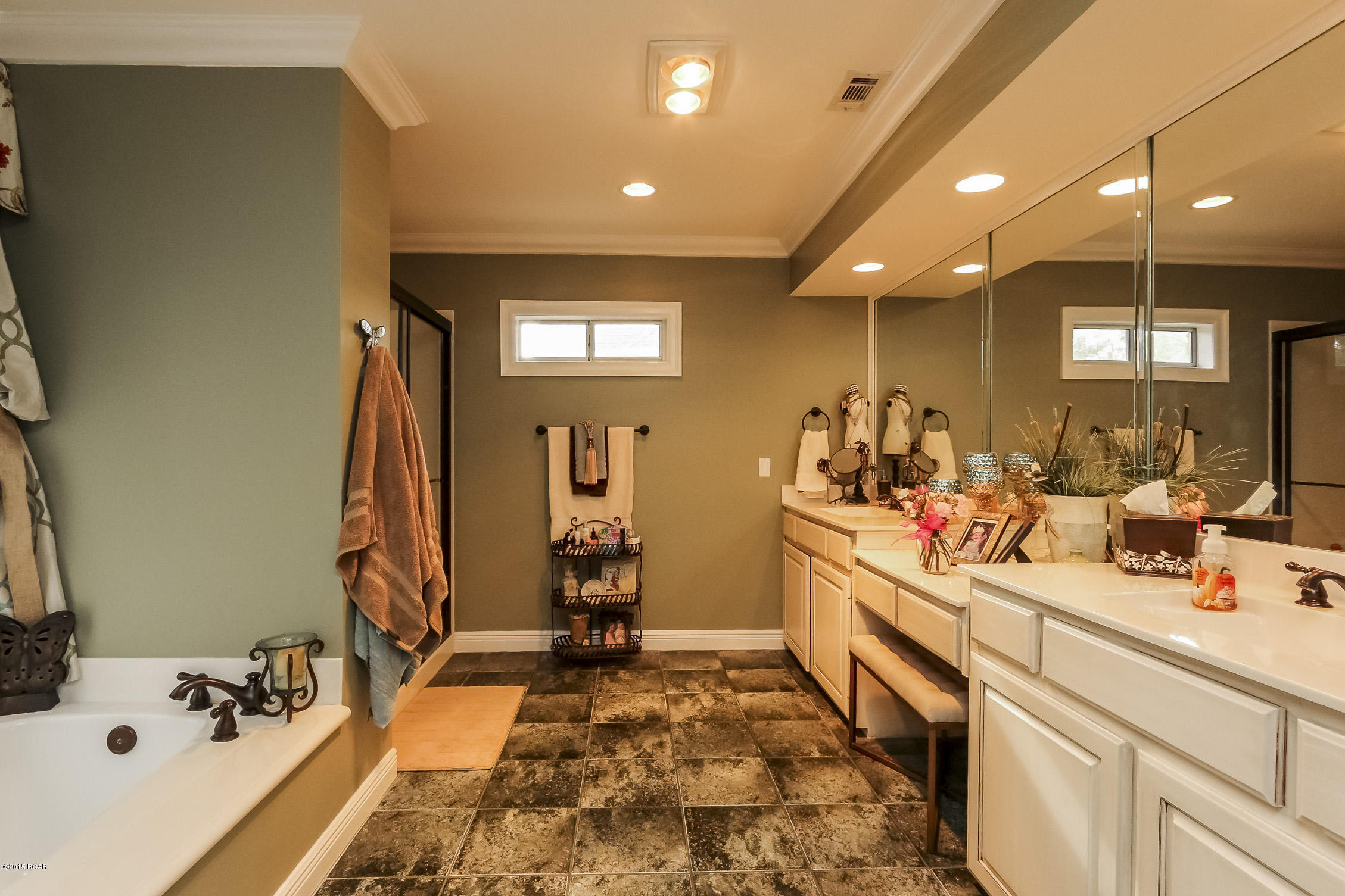 Bay Breeze - Residential