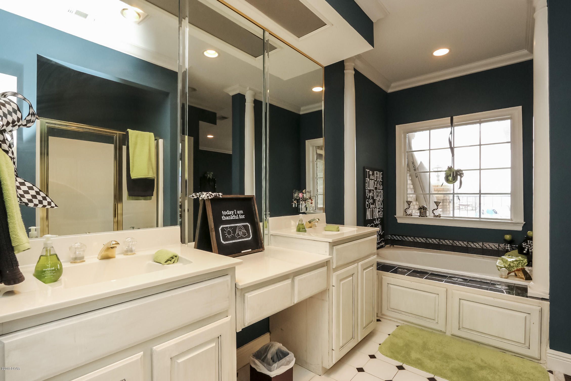 Bay Breeze - Residential