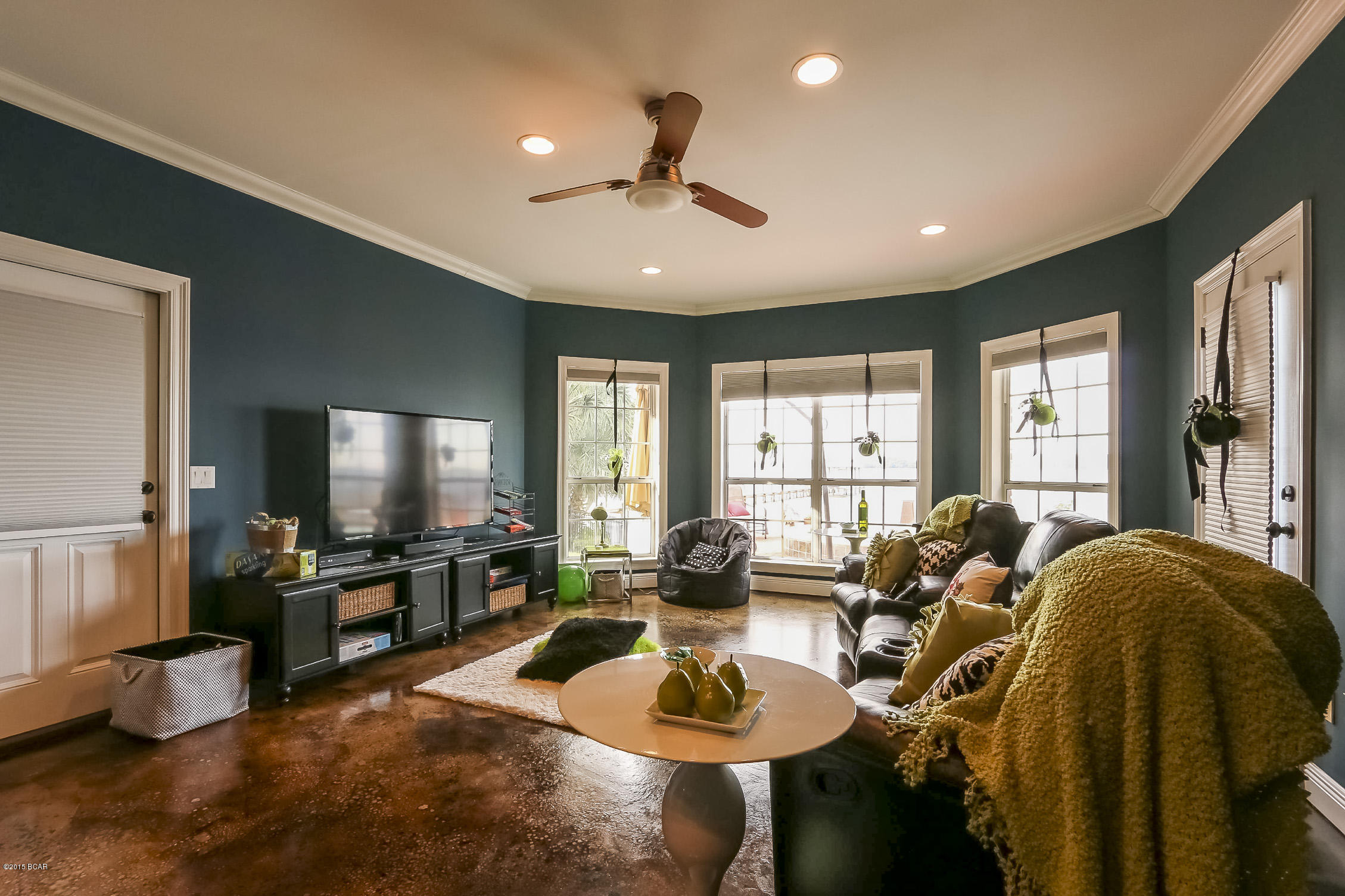 Bay Breeze - Residential