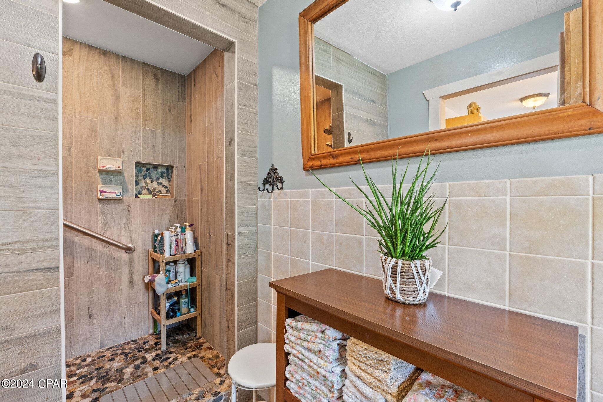 Bonifay - Residential