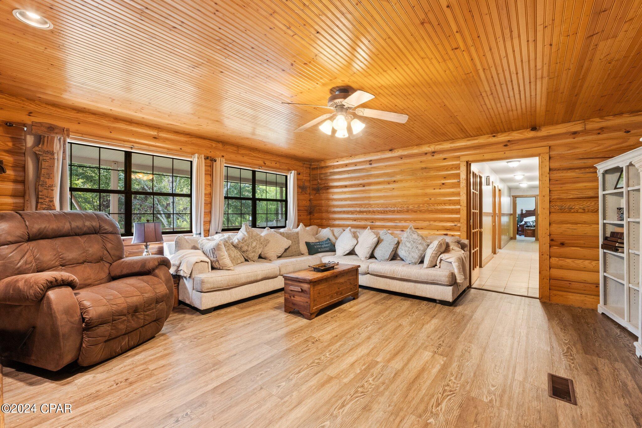 Bonifay - Residential