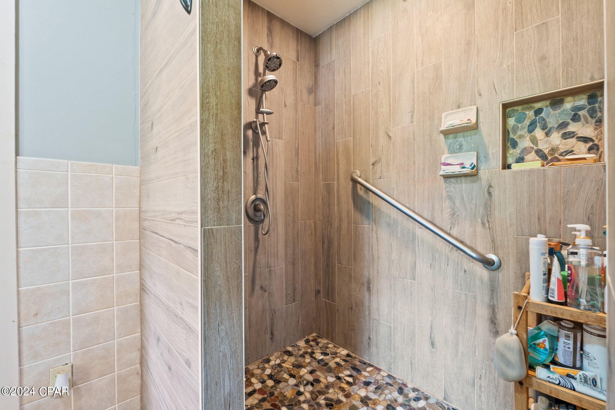 Bonifay - Residential