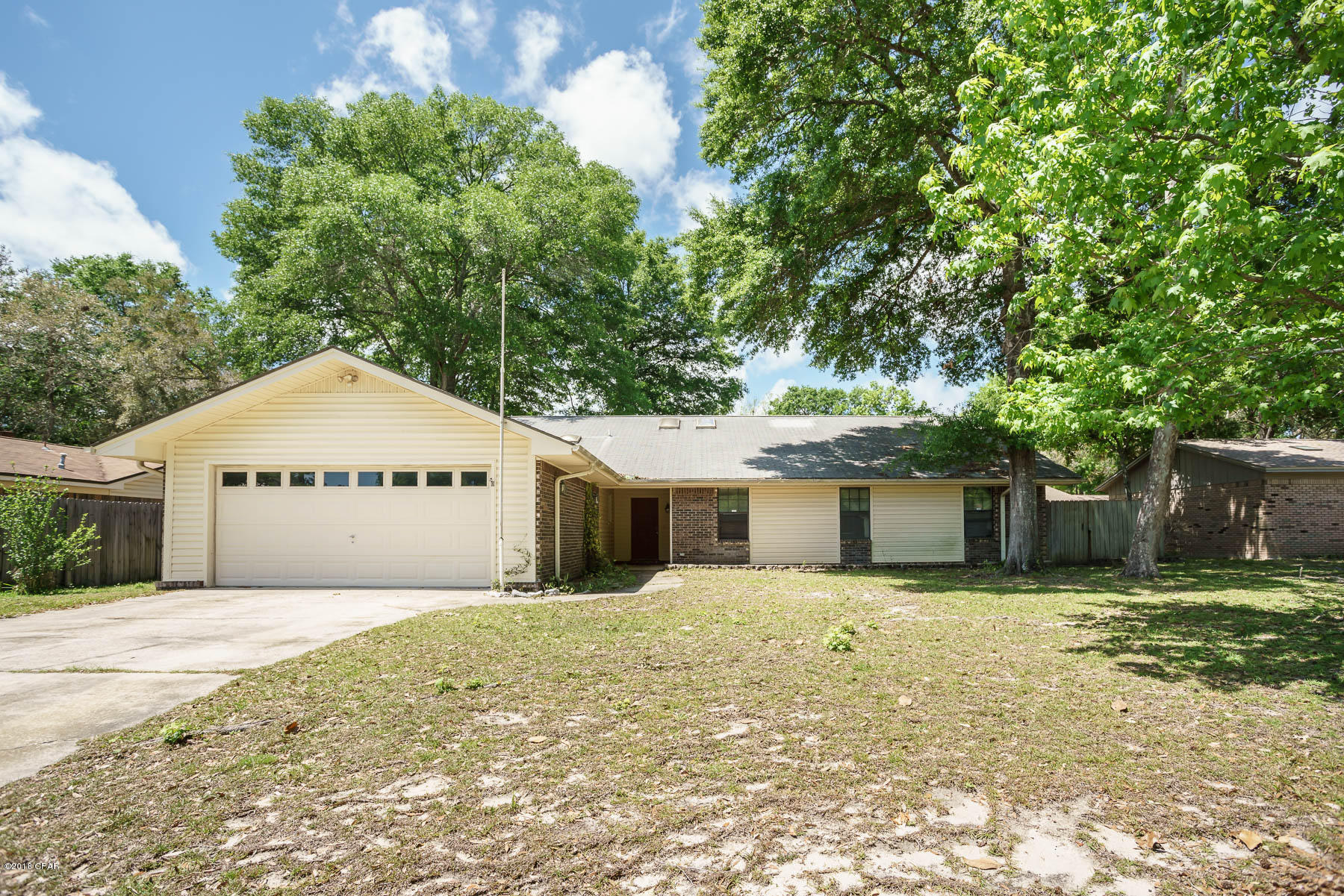 Imperial Oaks - Residential