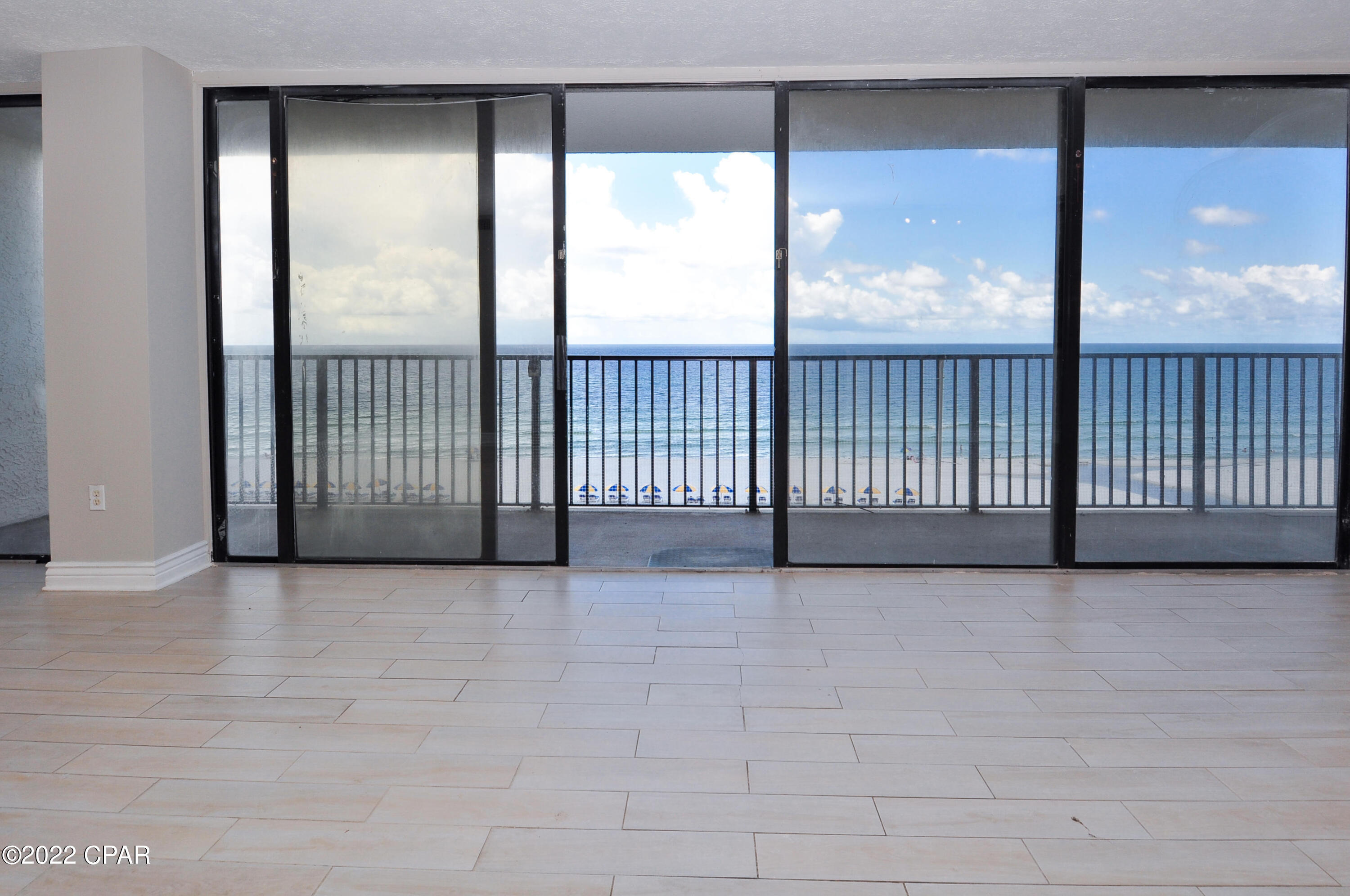 Seachase Condo - Residential