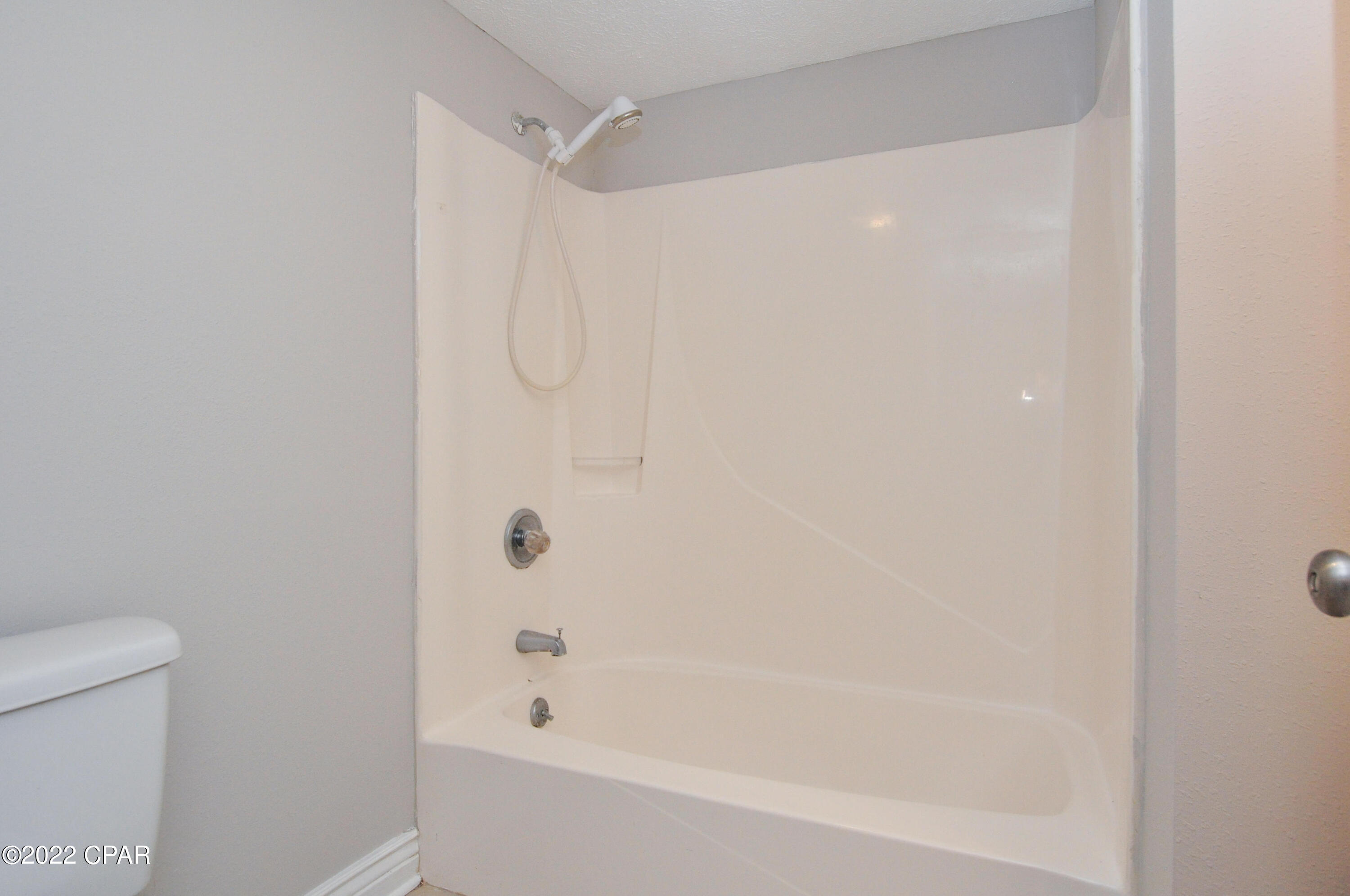 Seachase Condo - Residential