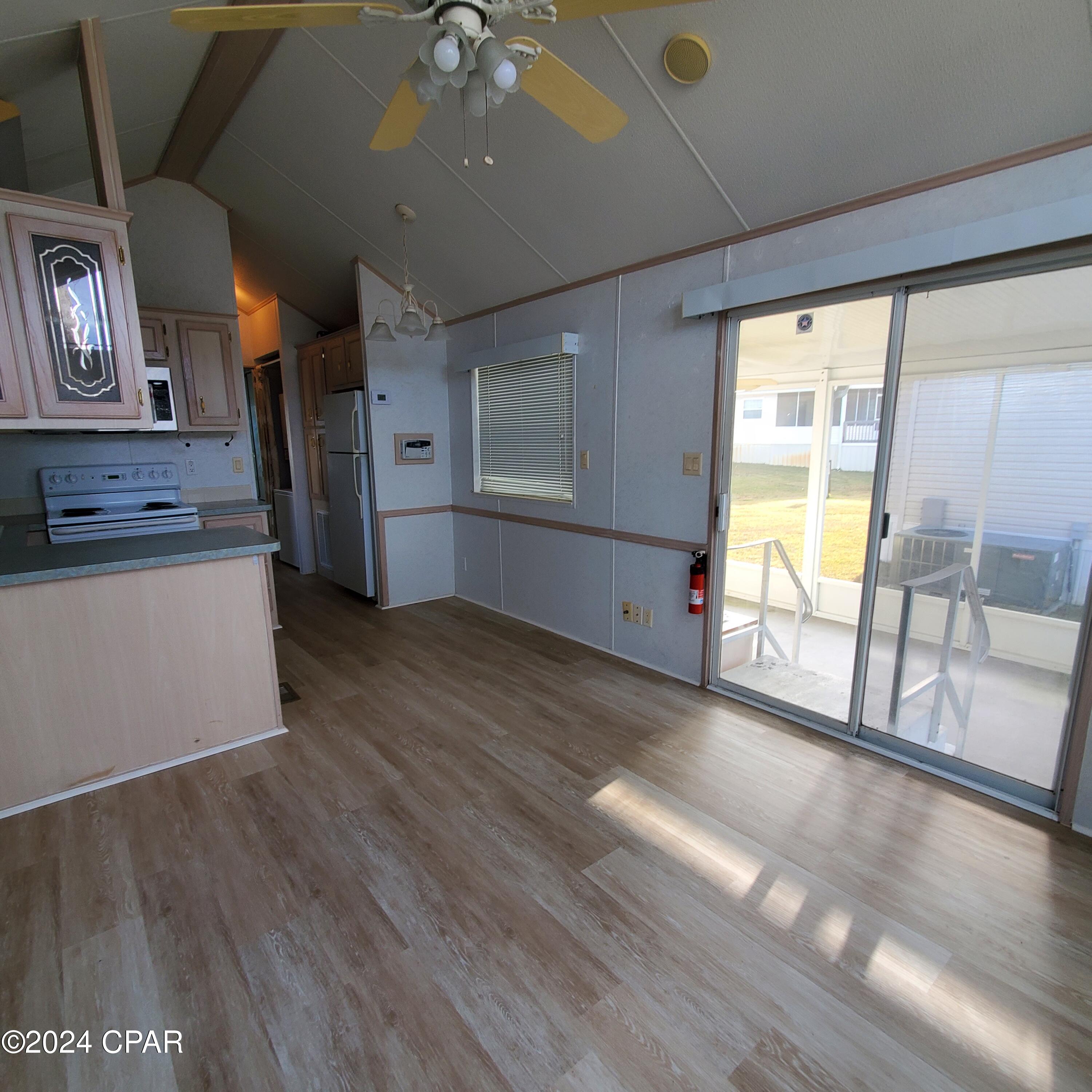 Emerald Pointe Resort - Residential