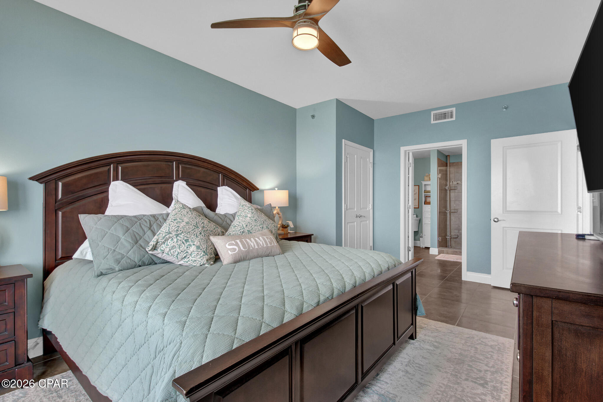 Sterling Breeze - Residential