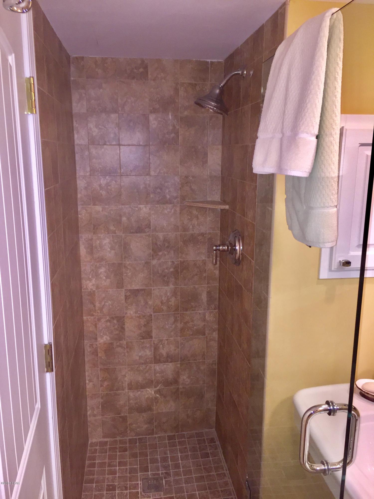 Pelican Walk - Residential