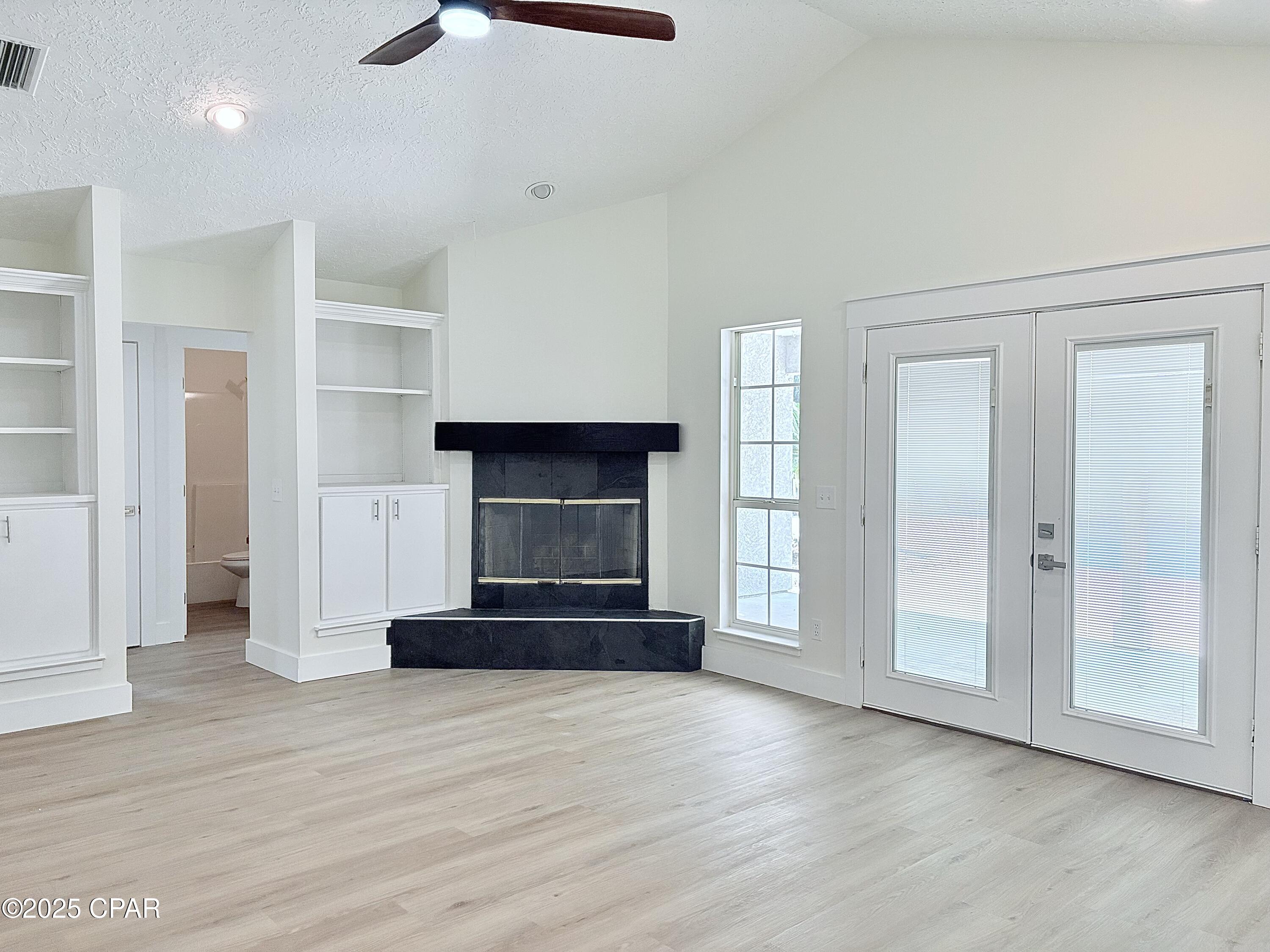 Grand Lagoon Shores 1 - Residential