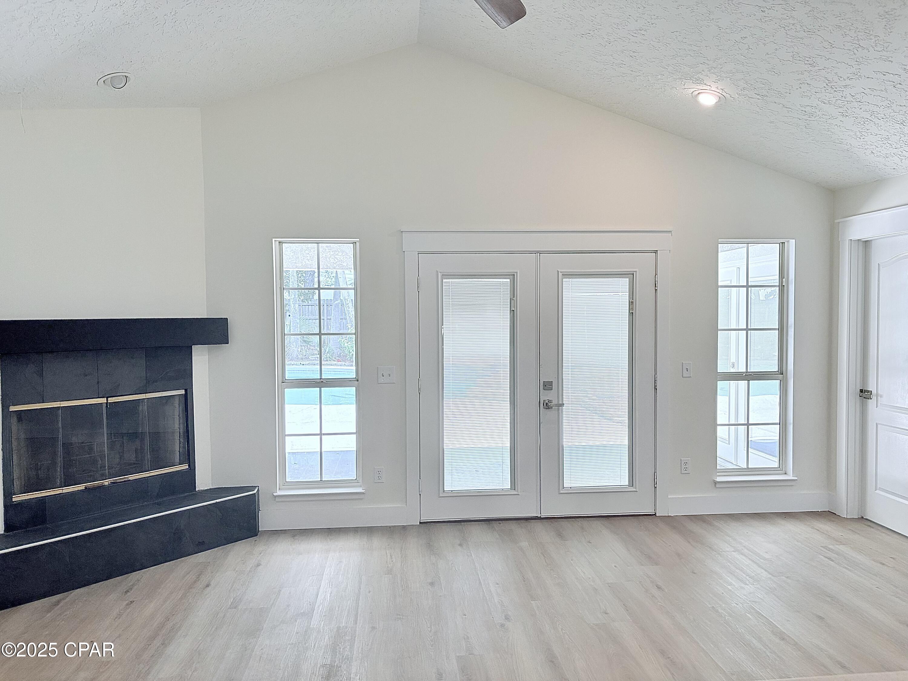 Grand Lagoon Shores 1 - Residential