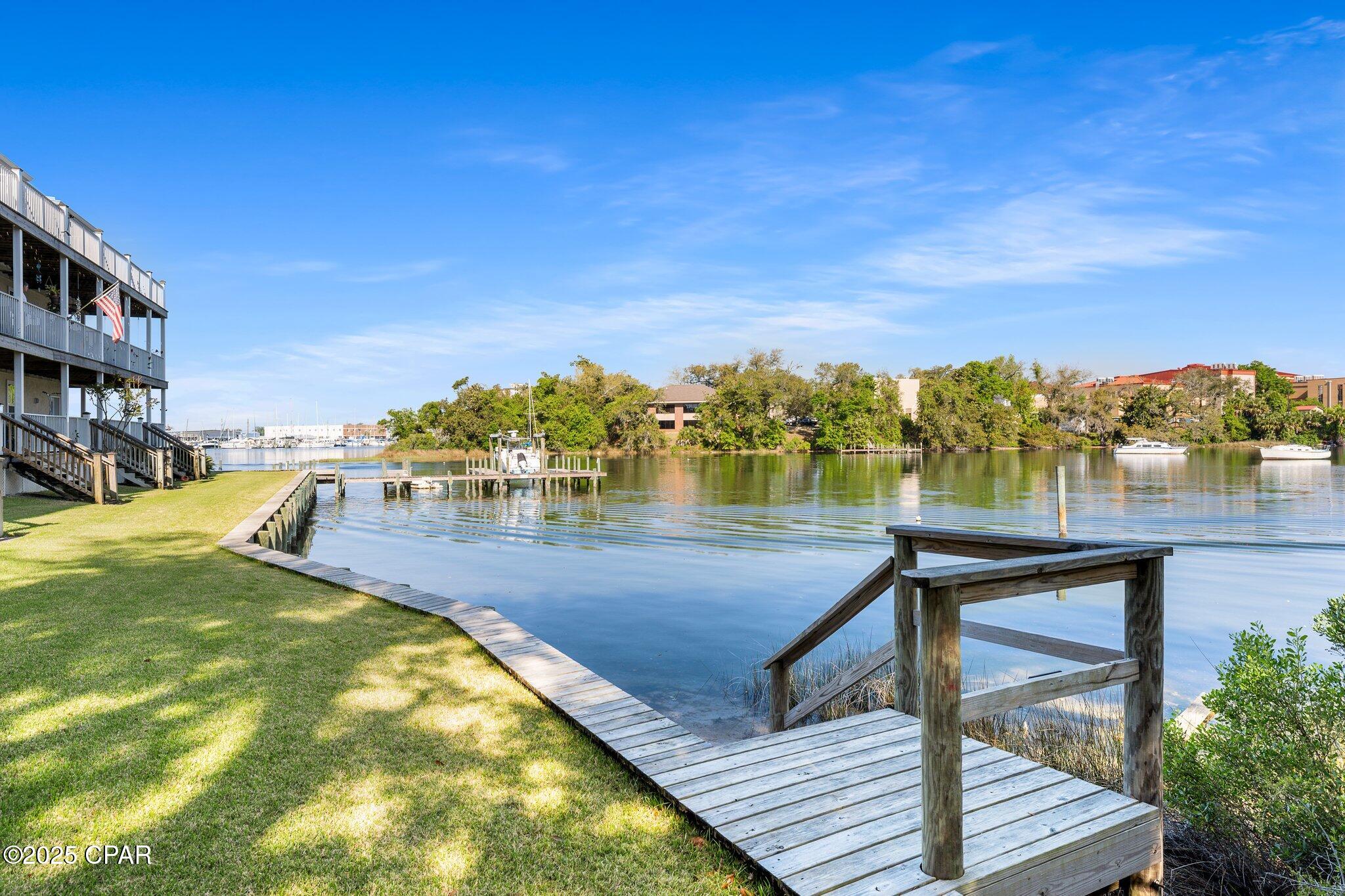 Massalina Bayou Townhouses - Residential