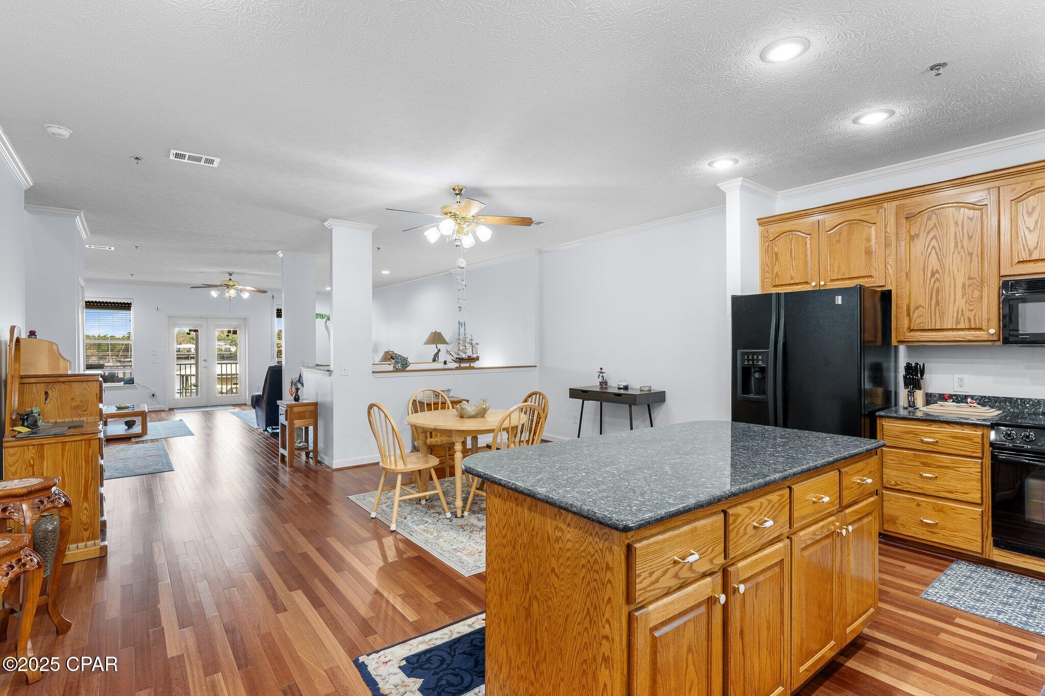 Massalina Bayou Townhouses - Residential