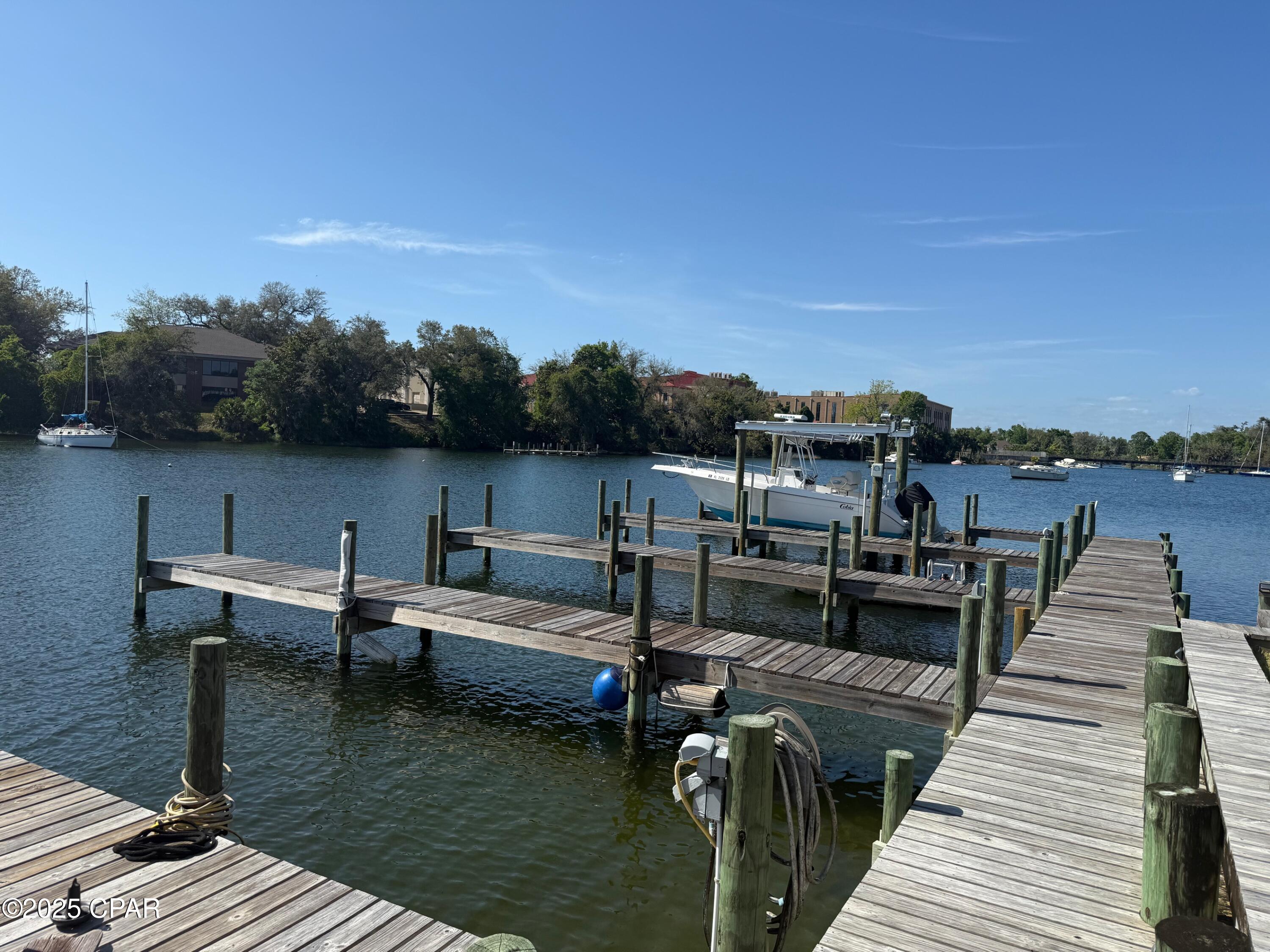 Massalina Bayou Townhouses - Residential