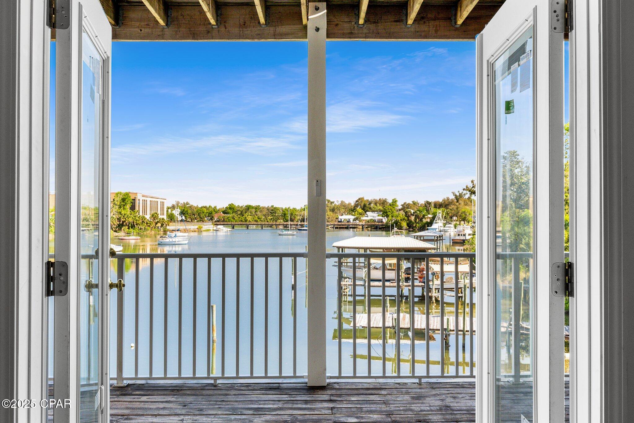 Massalina Bayou Townhouses - Residential