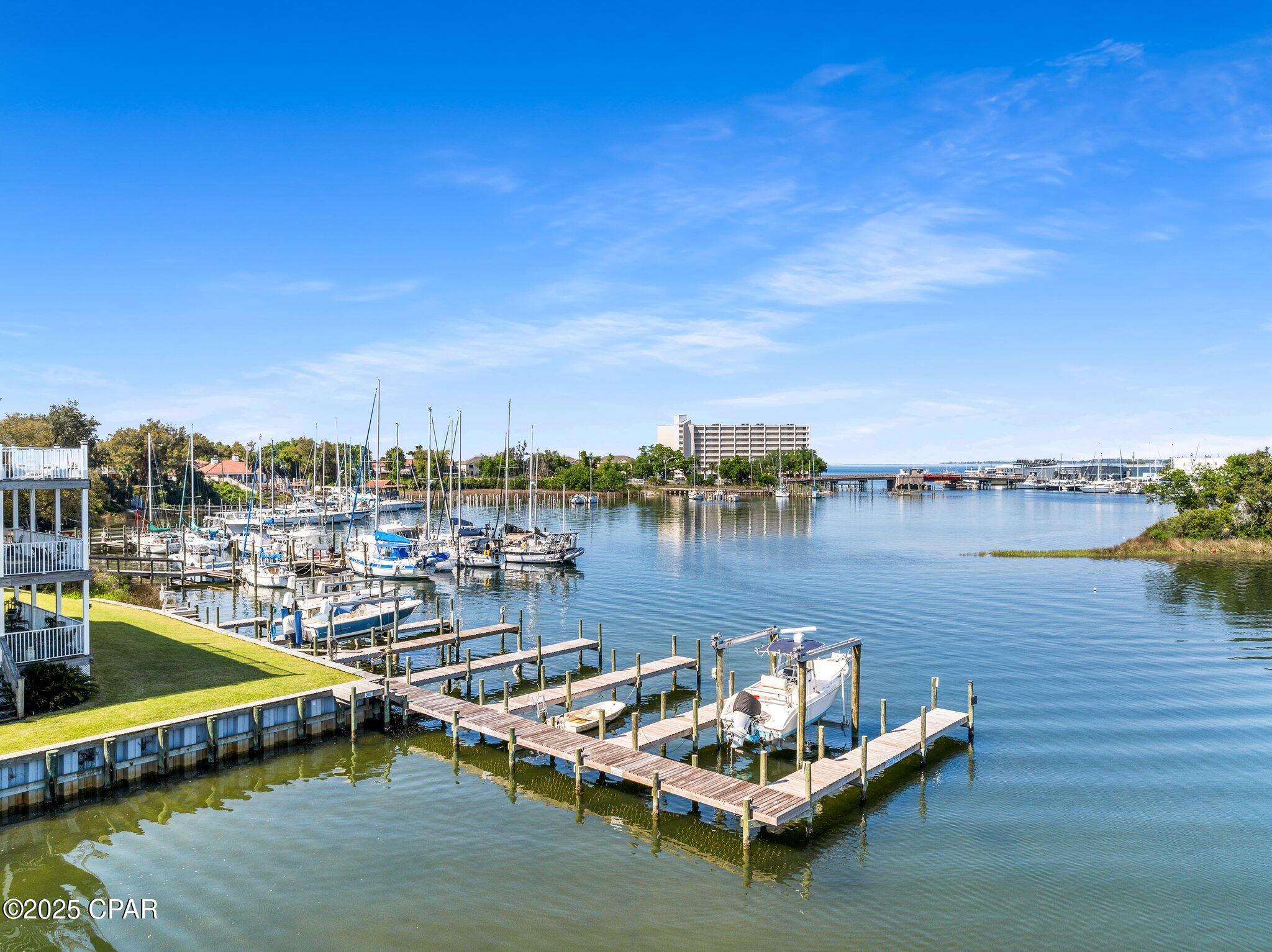 Massalina Bayou Townhouses - Residential