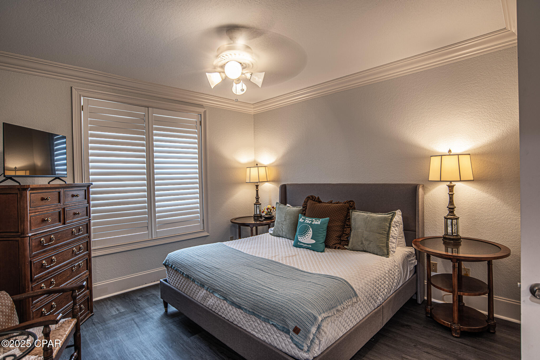 St James Bay - Residential