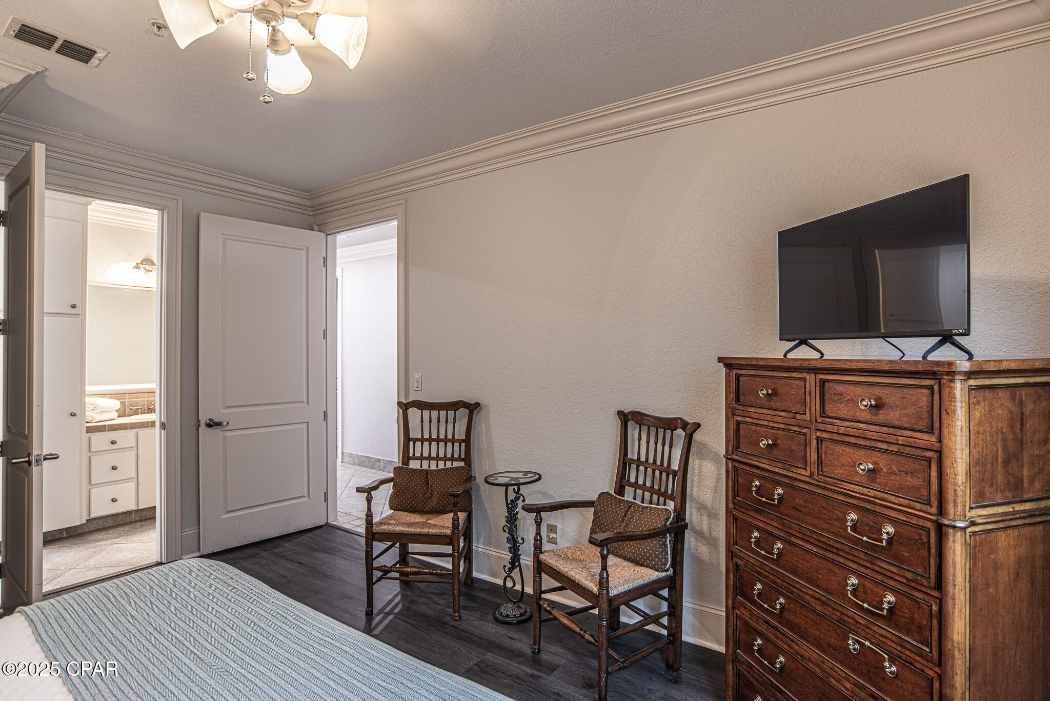 St James Bay - Residential