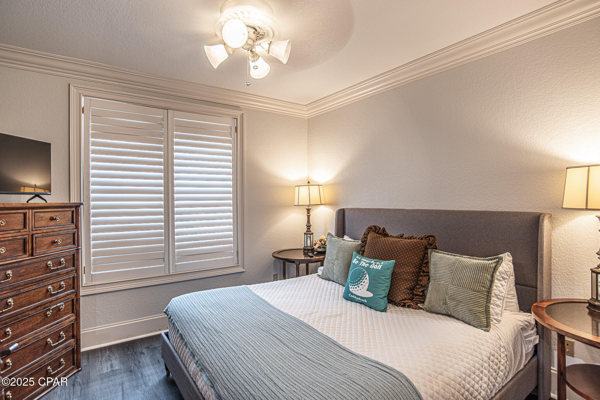 St James Bay - Residential