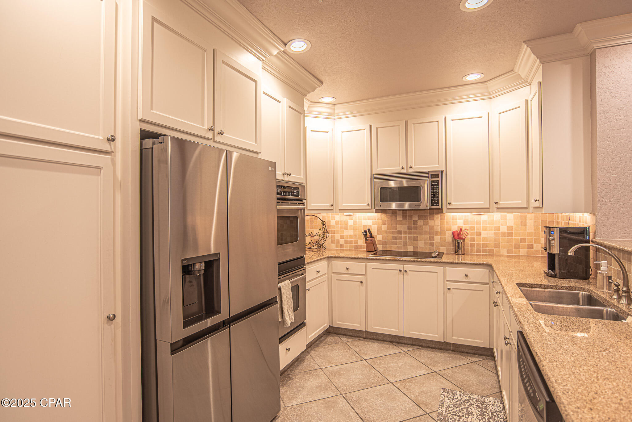 St James Bay - Residential