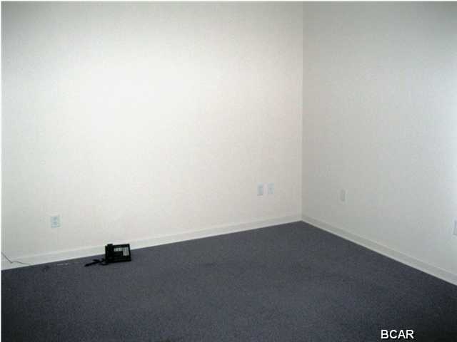 Thompson - Commercial Lease