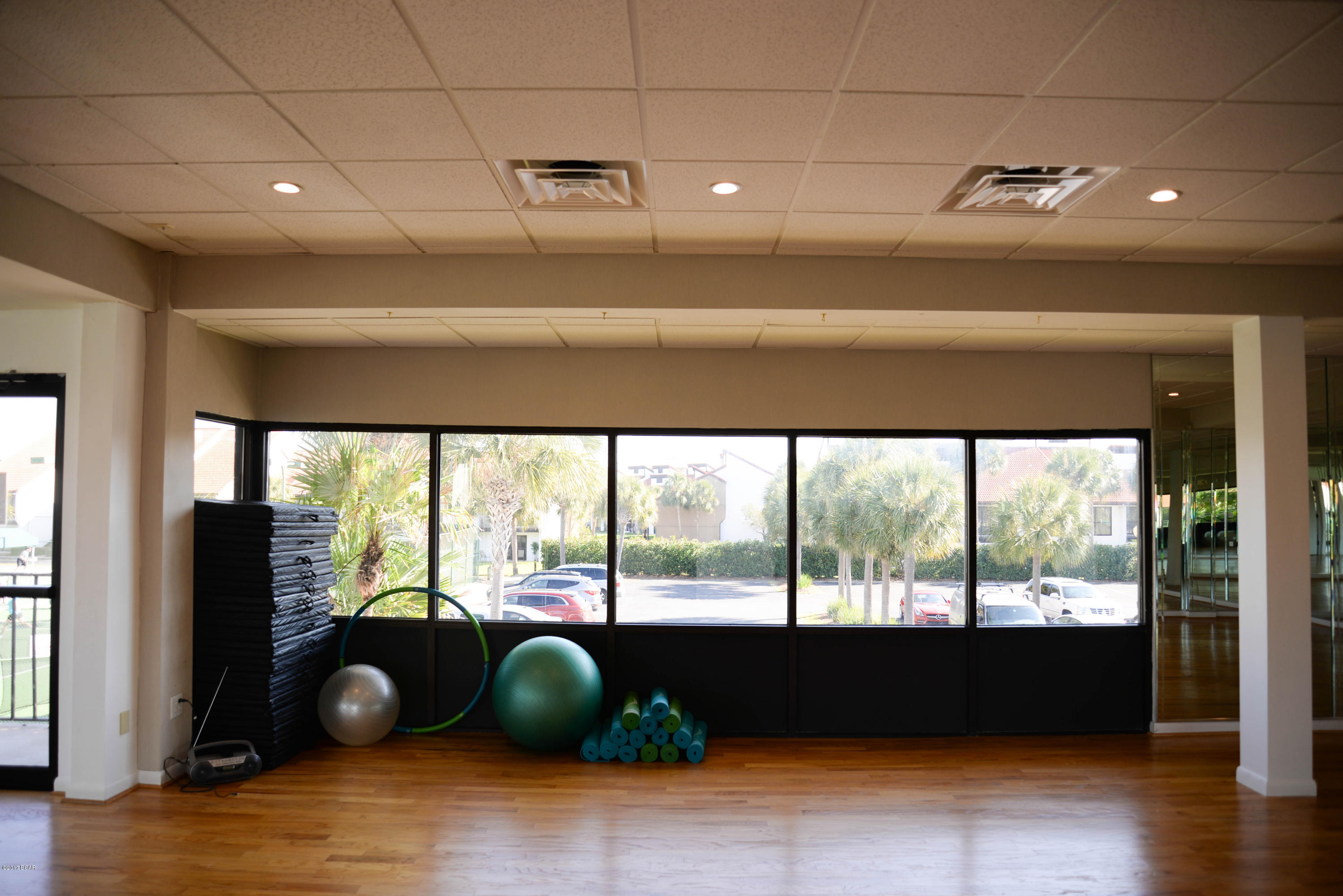 Edgewater Golf Villas I - Residential