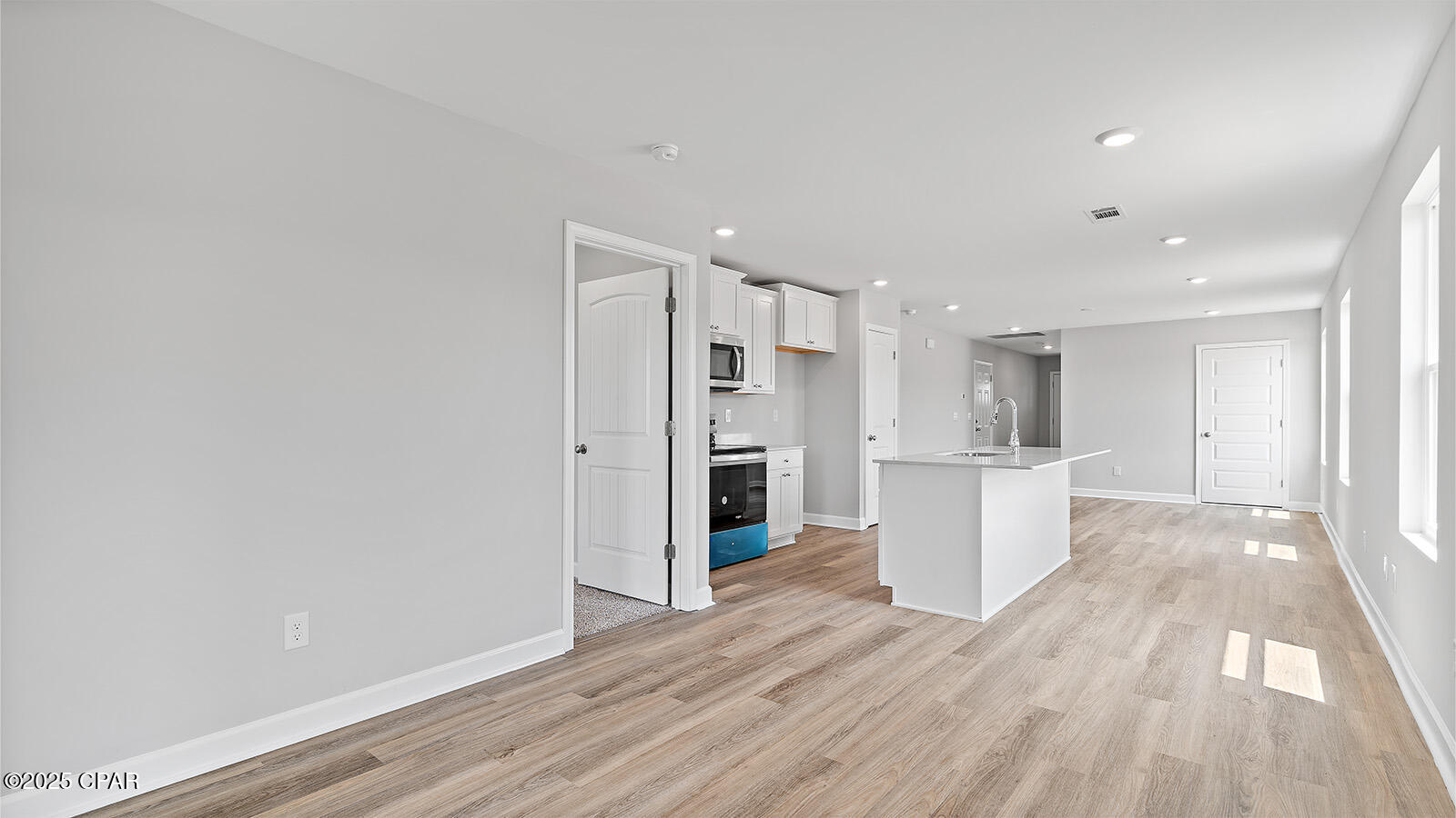 Colonial Landing - Residential