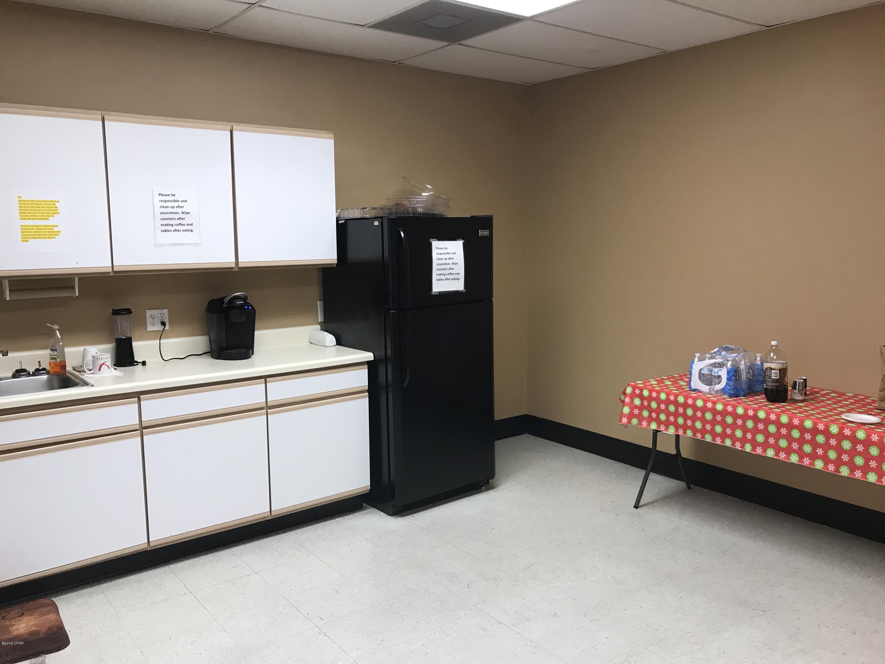 Sago - Commercial Lease