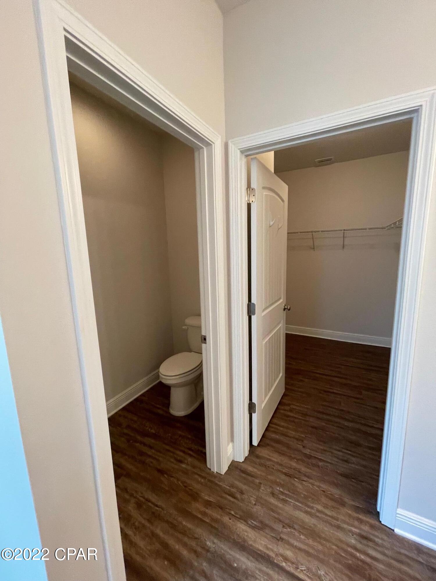 Village of Mill Bayou/Shoreline Village Ph 1C - Residential Lease