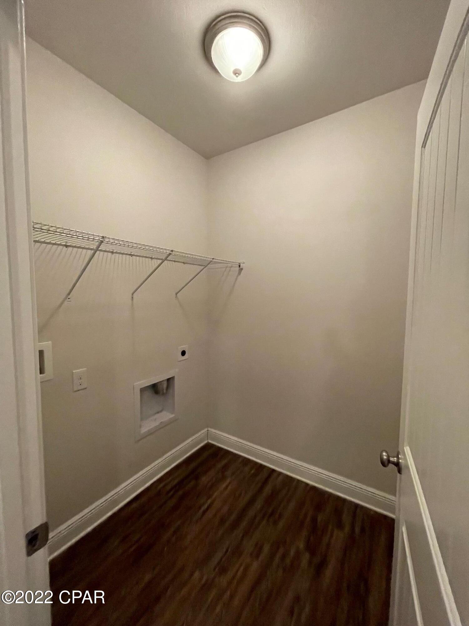 Village of Mill Bayou/Shoreline Village Ph 1C - Residential Lease