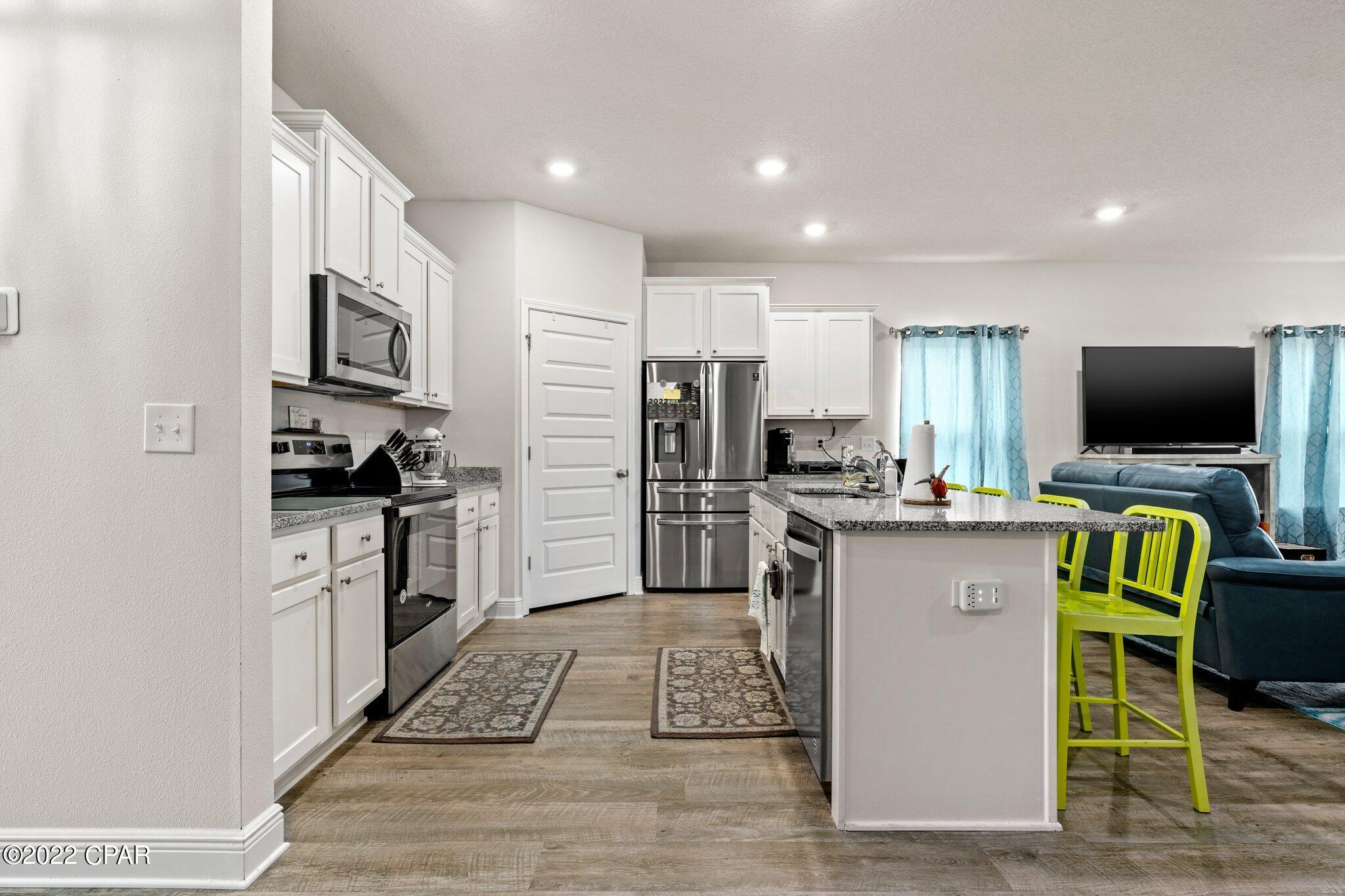 Emerald Cove Villas - Residential