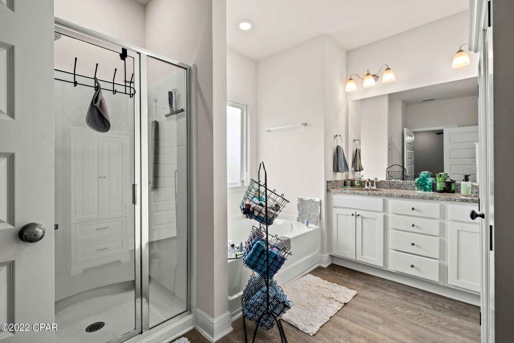 Emerald Cove Villas - Residential