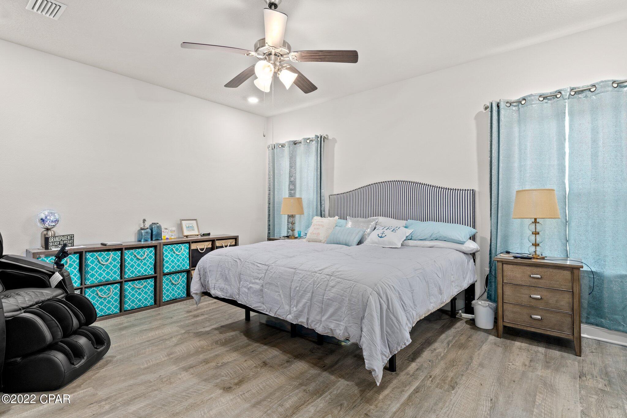 Emerald Cove Villas - Residential