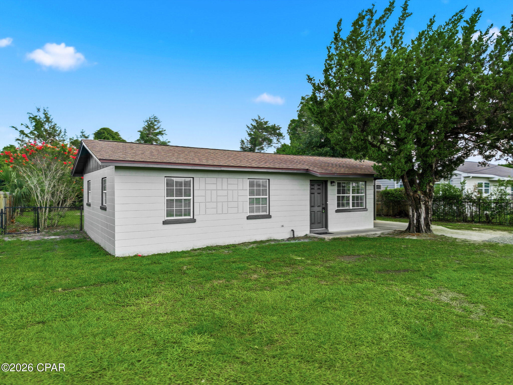 1136 Transmitter Road