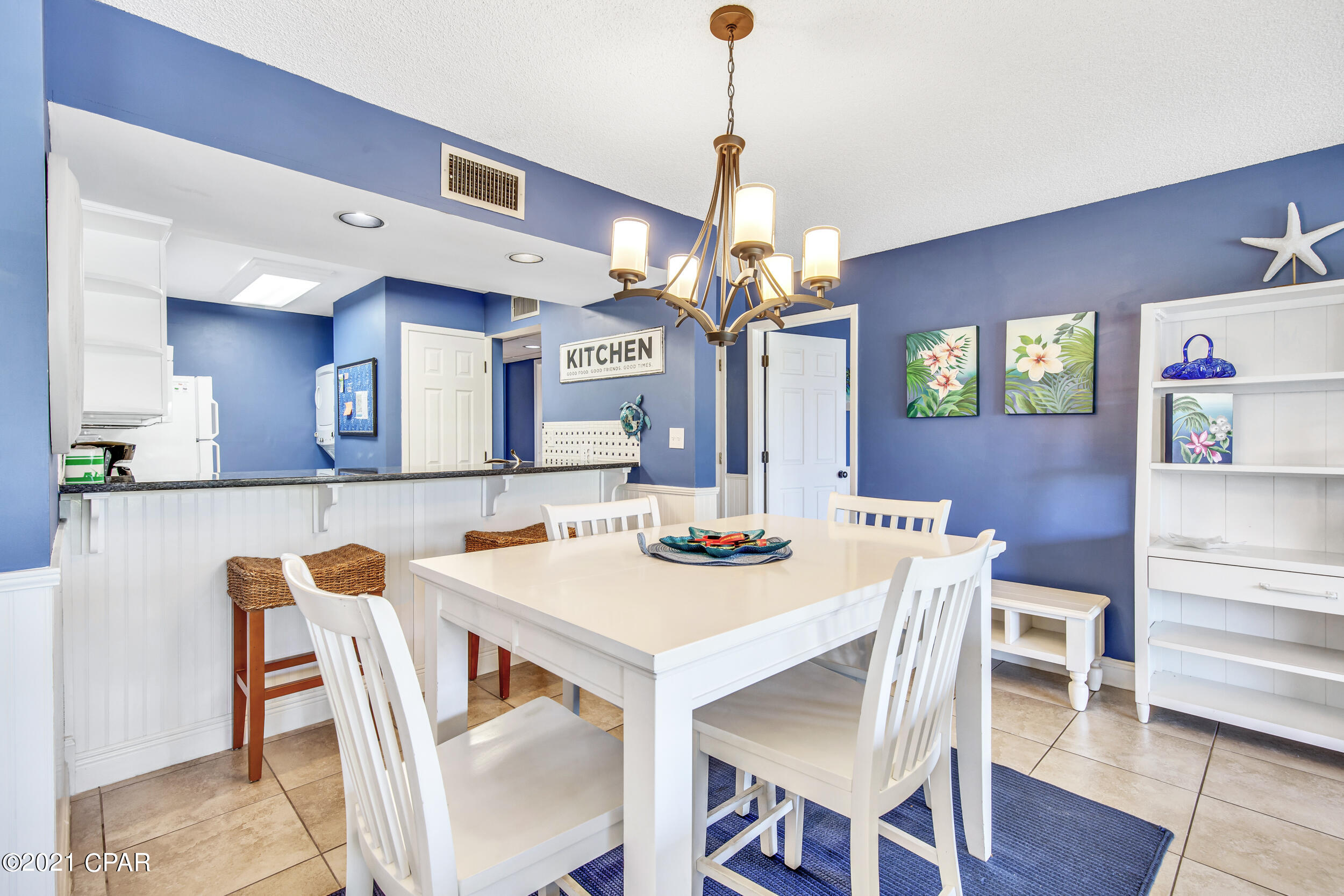 Edgewater Golf Villas V-B - Residential