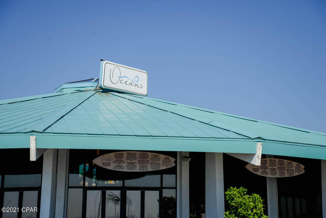 Edgewater Golf Villas V-B - Residential