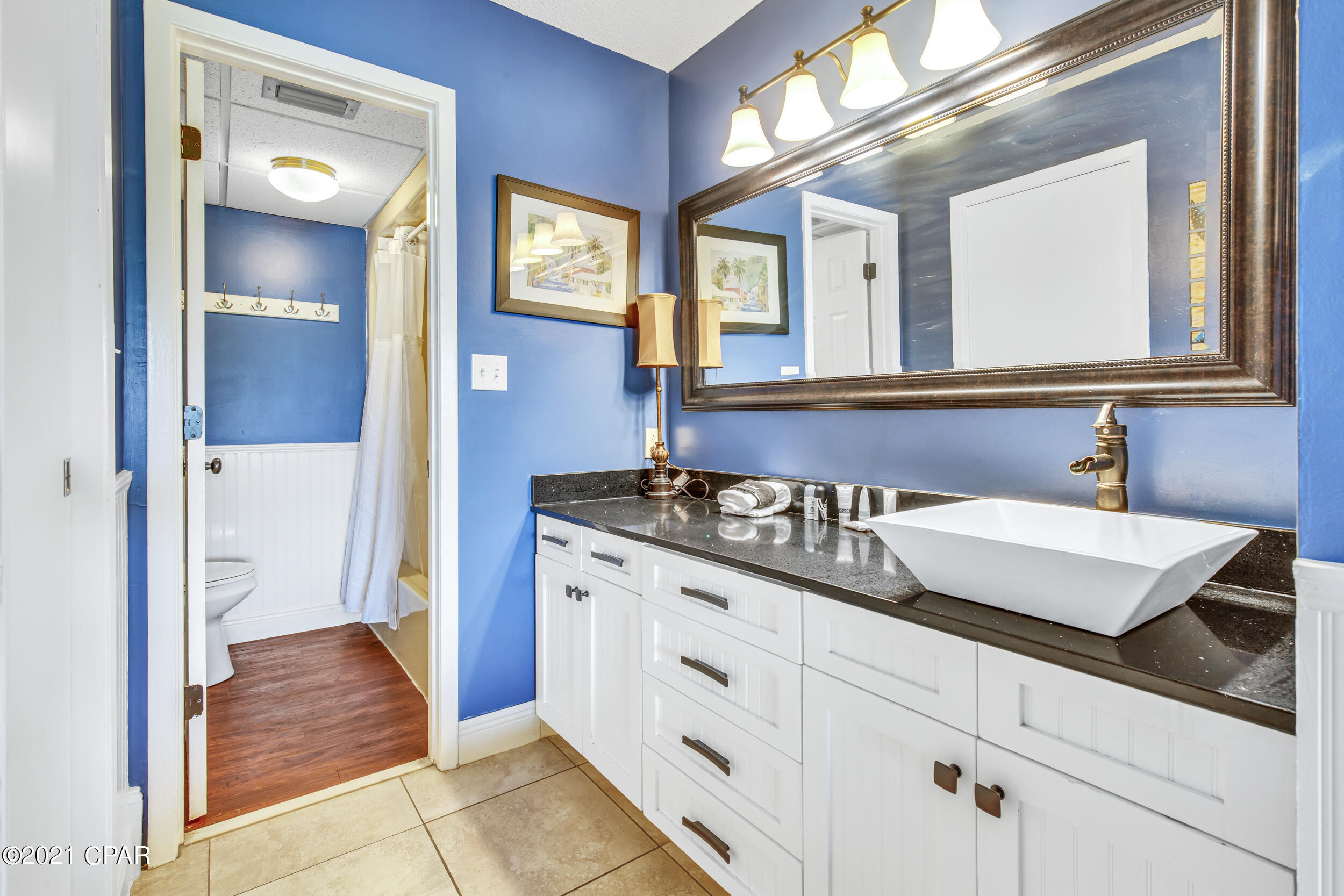 Edgewater Golf Villas V-B - Residential