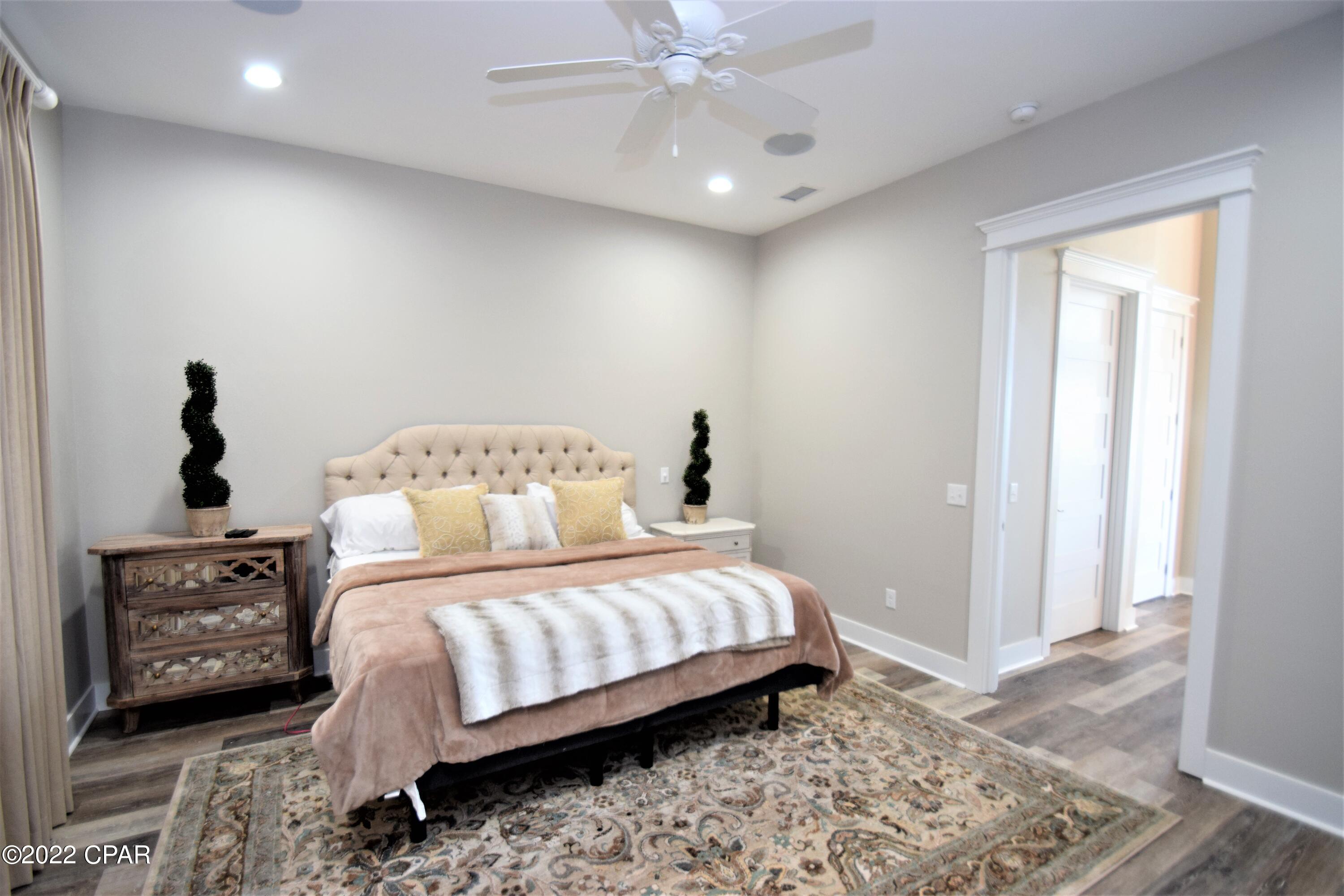 Harbour Cove Village - Residential