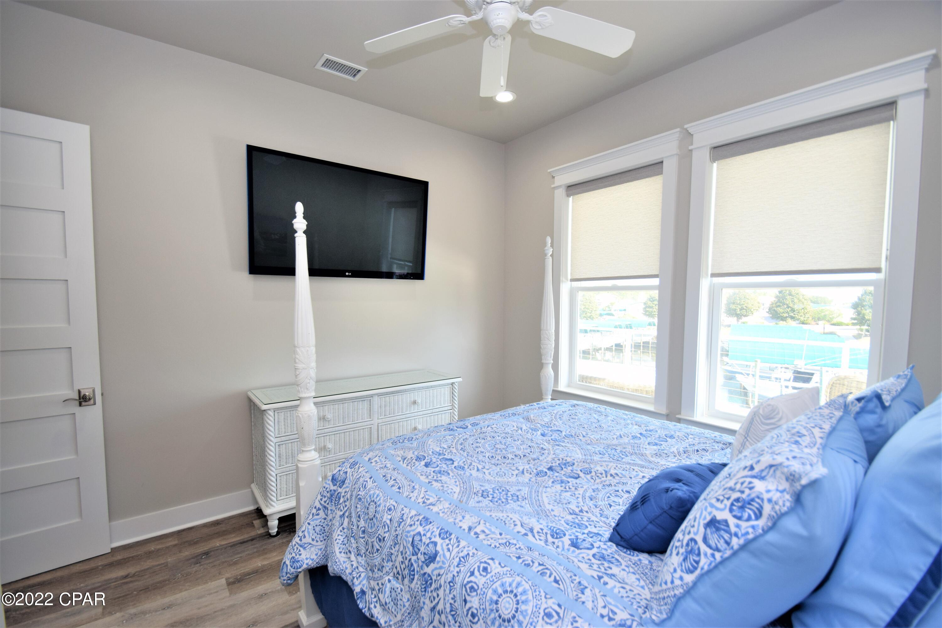 Harbour Cove Village - Residential