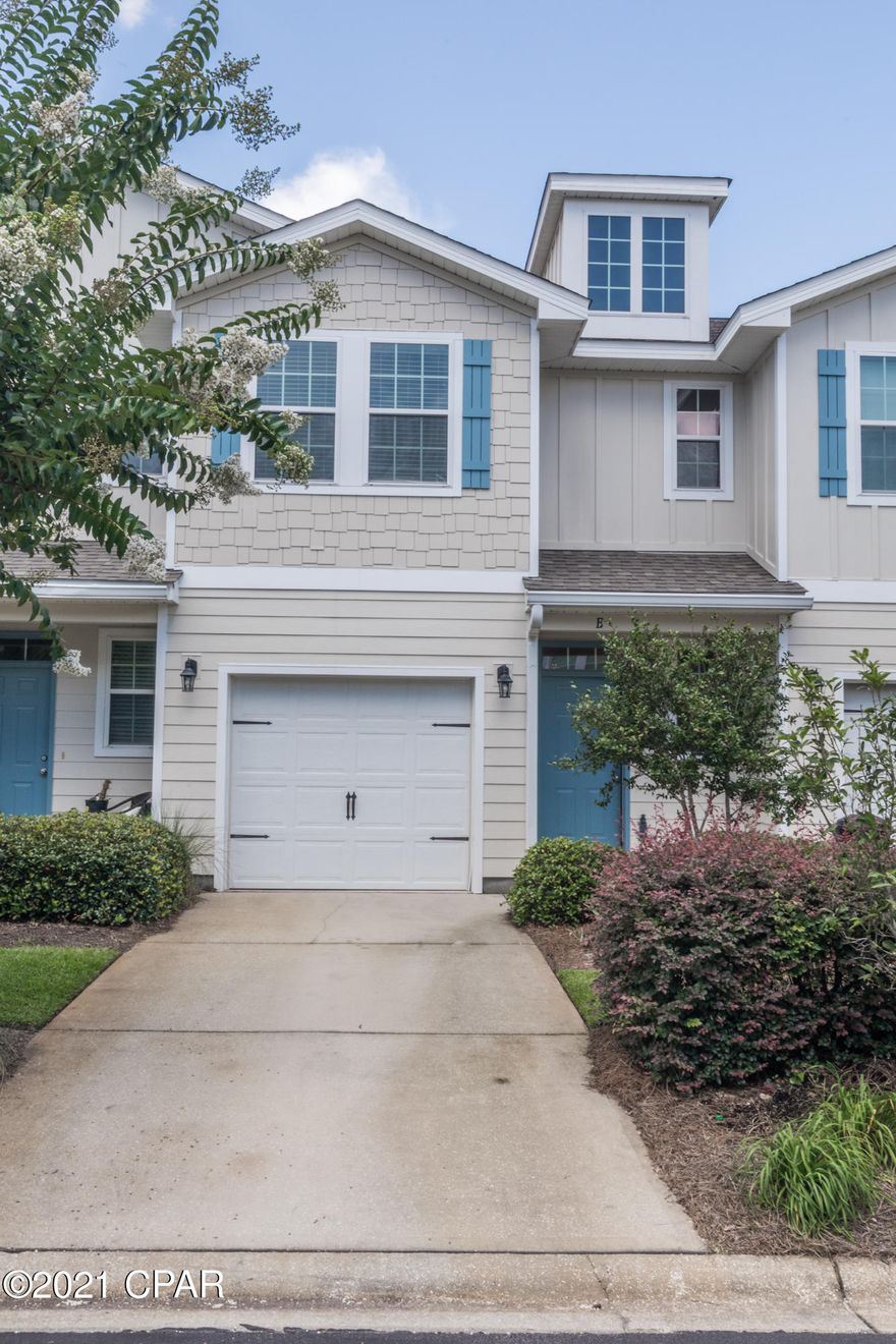 UNDER CONTRACT.SELLER  TAKING BACK UP OFFERS Perfect Location Move in Ready Townhome .3 Bedroom 2 full Baths ,Half Bath and 1 Car Garage .This Town Home is Move in Ready NOW .Tile Downstairs , newly Painted , Granite Countertops , Stainless Appliances, Convection Oven ..Perfect Location in Santa Rosa Beach to Everything .