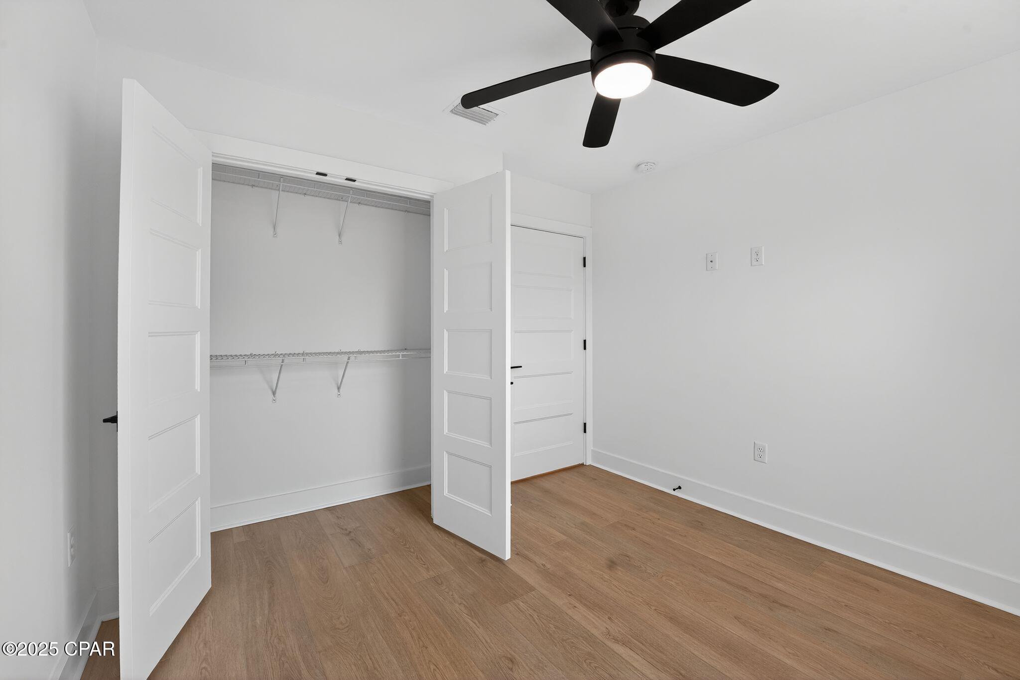 Shadow Bay Unt 3 & 4 - Residential