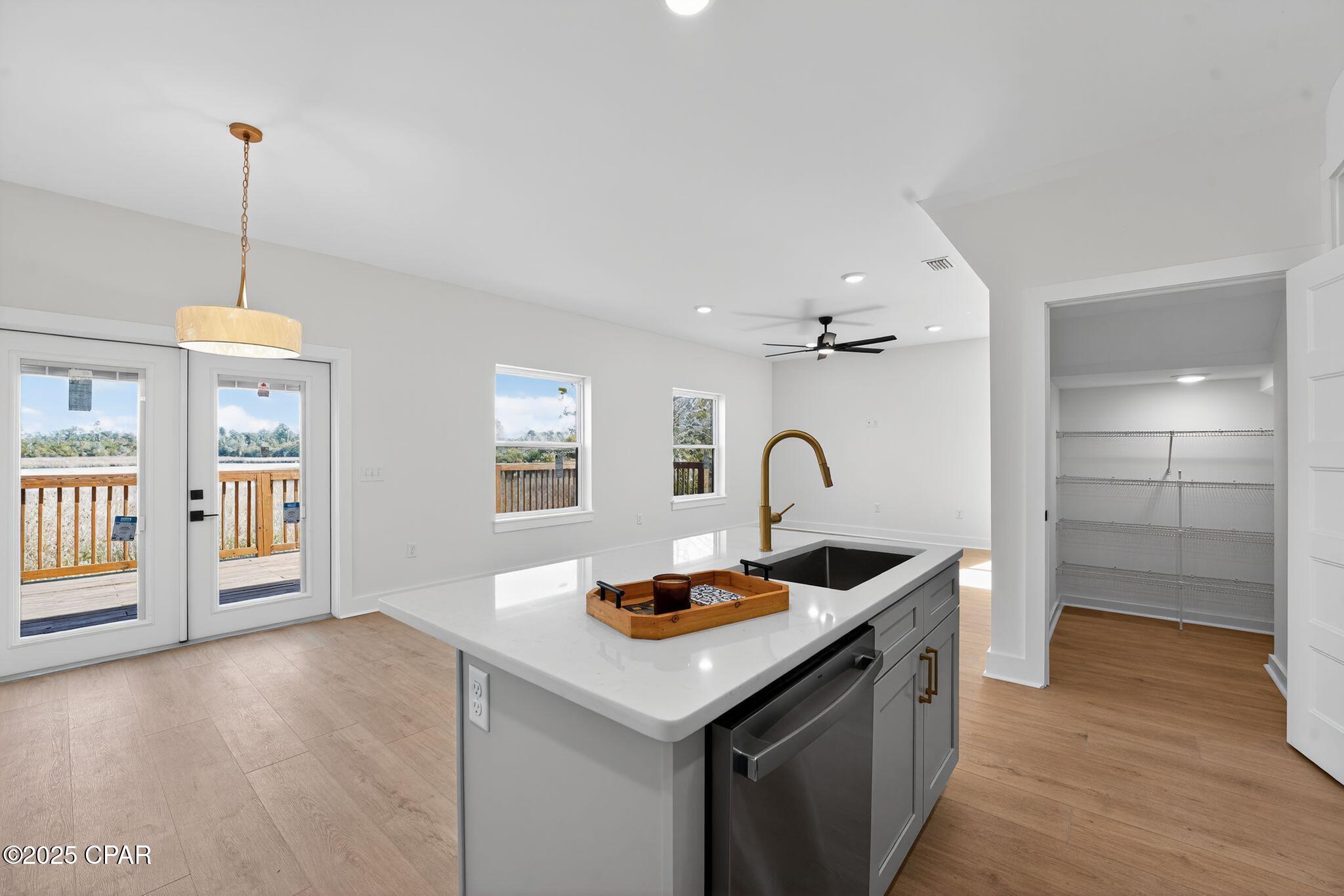 Shadow Bay Unt 3 & 4 - Residential