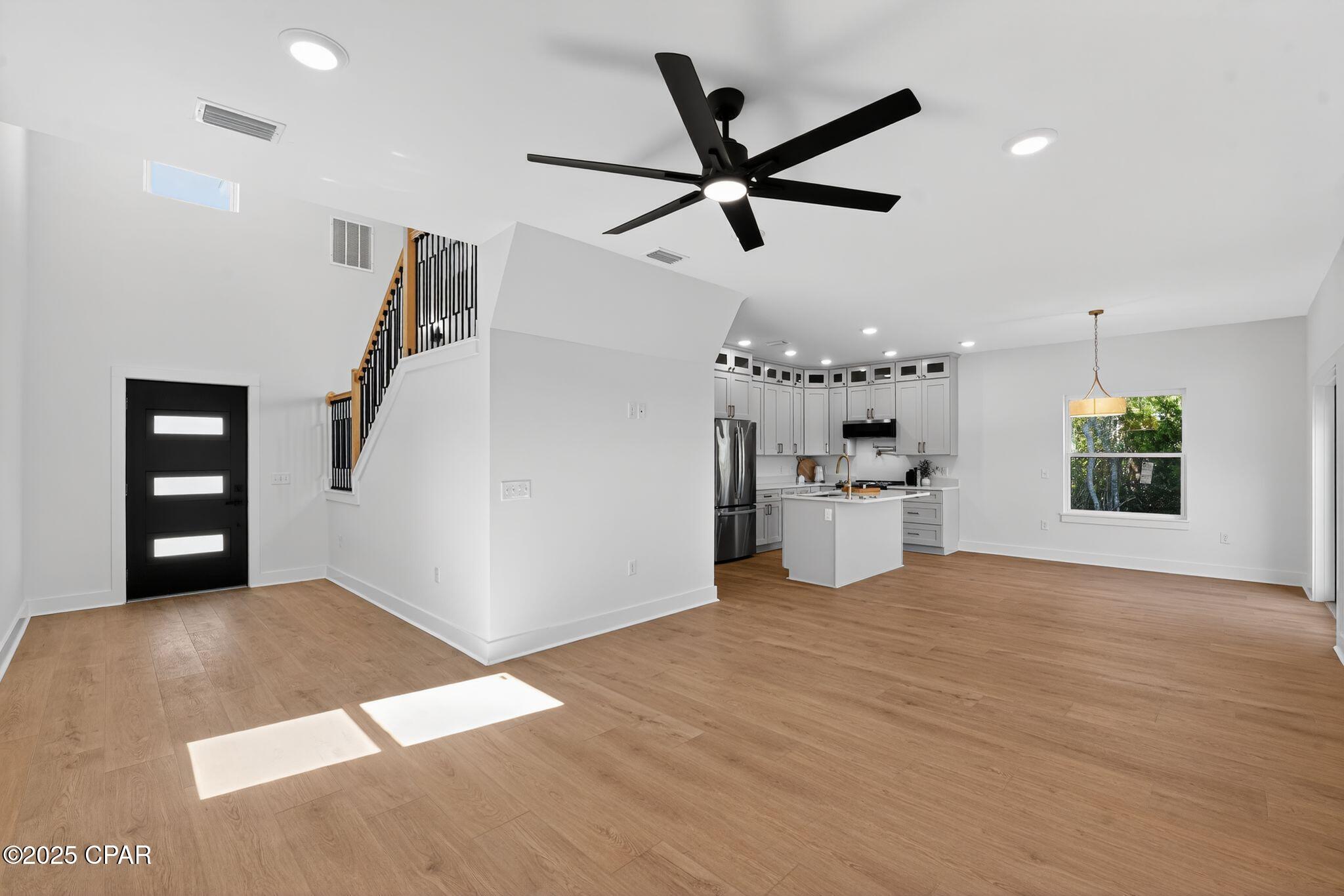 Shadow Bay Unt 3 & 4 - Residential