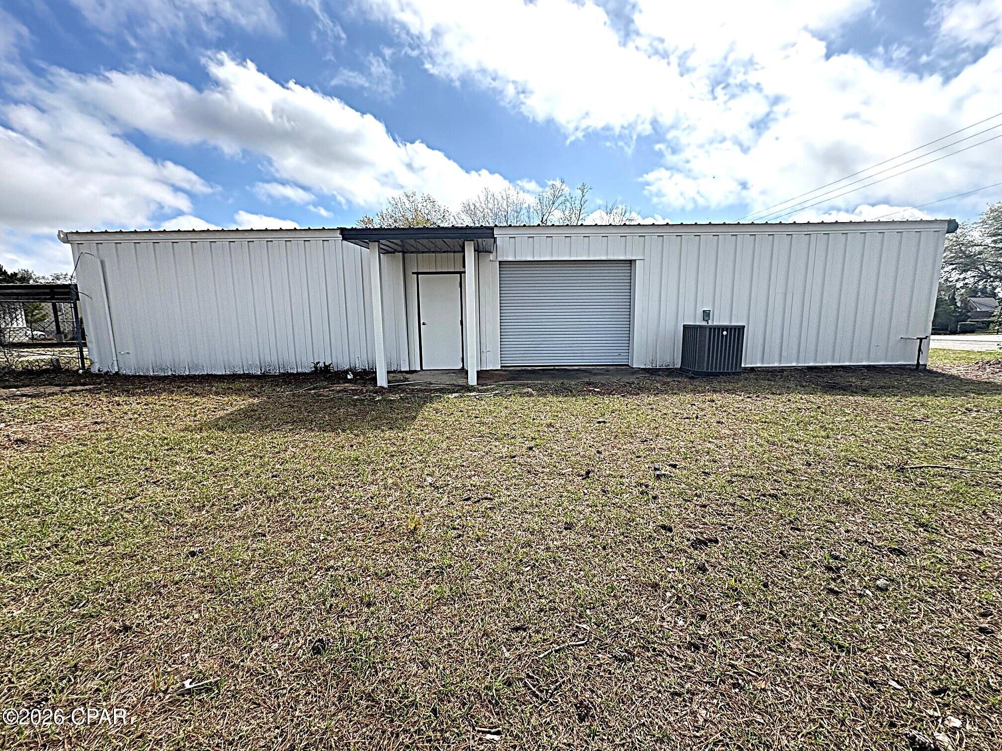 [No Recorded Subdiv] - Commercial Sale