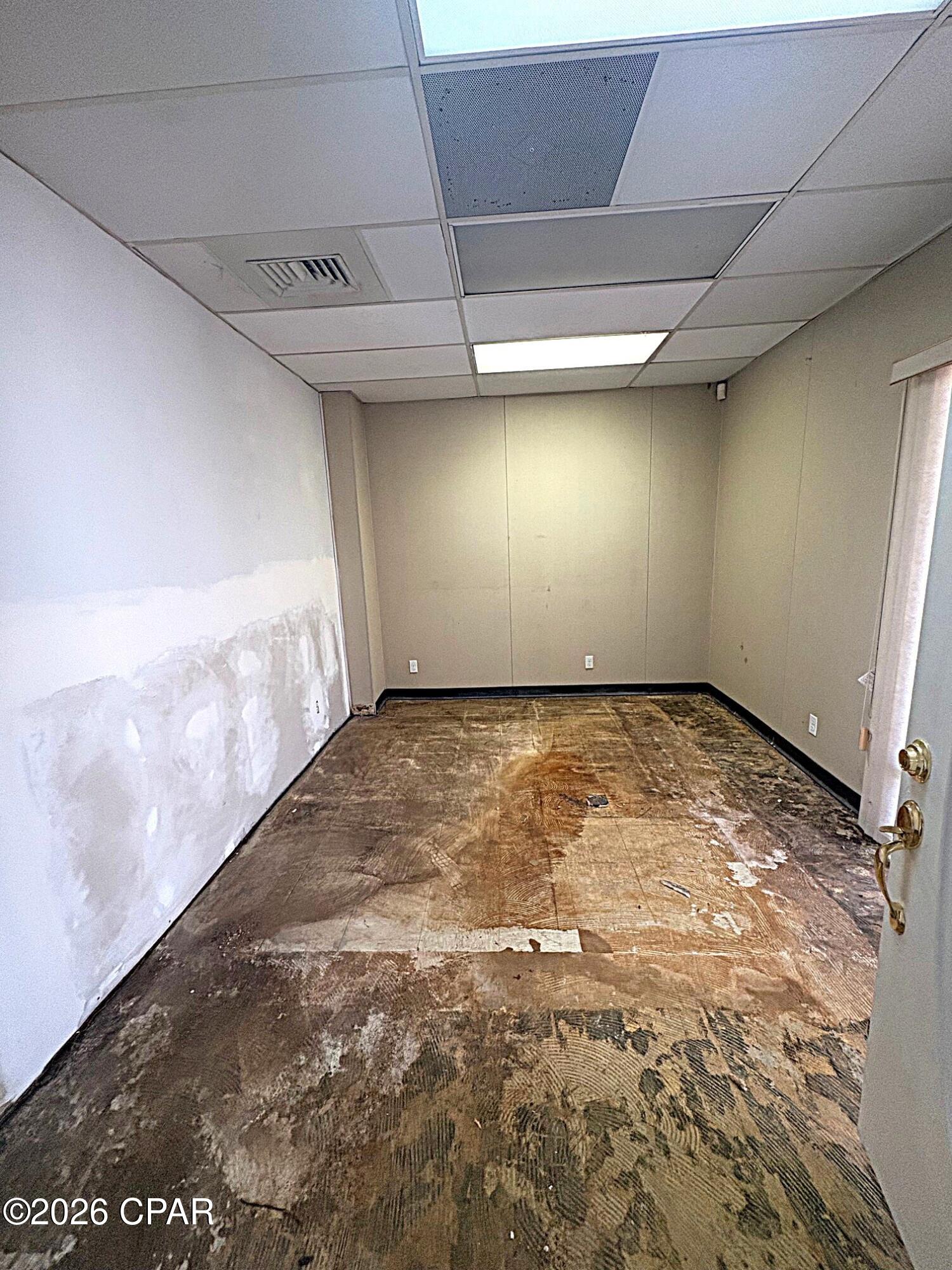 [No Recorded Subdiv] - Commercial Sale