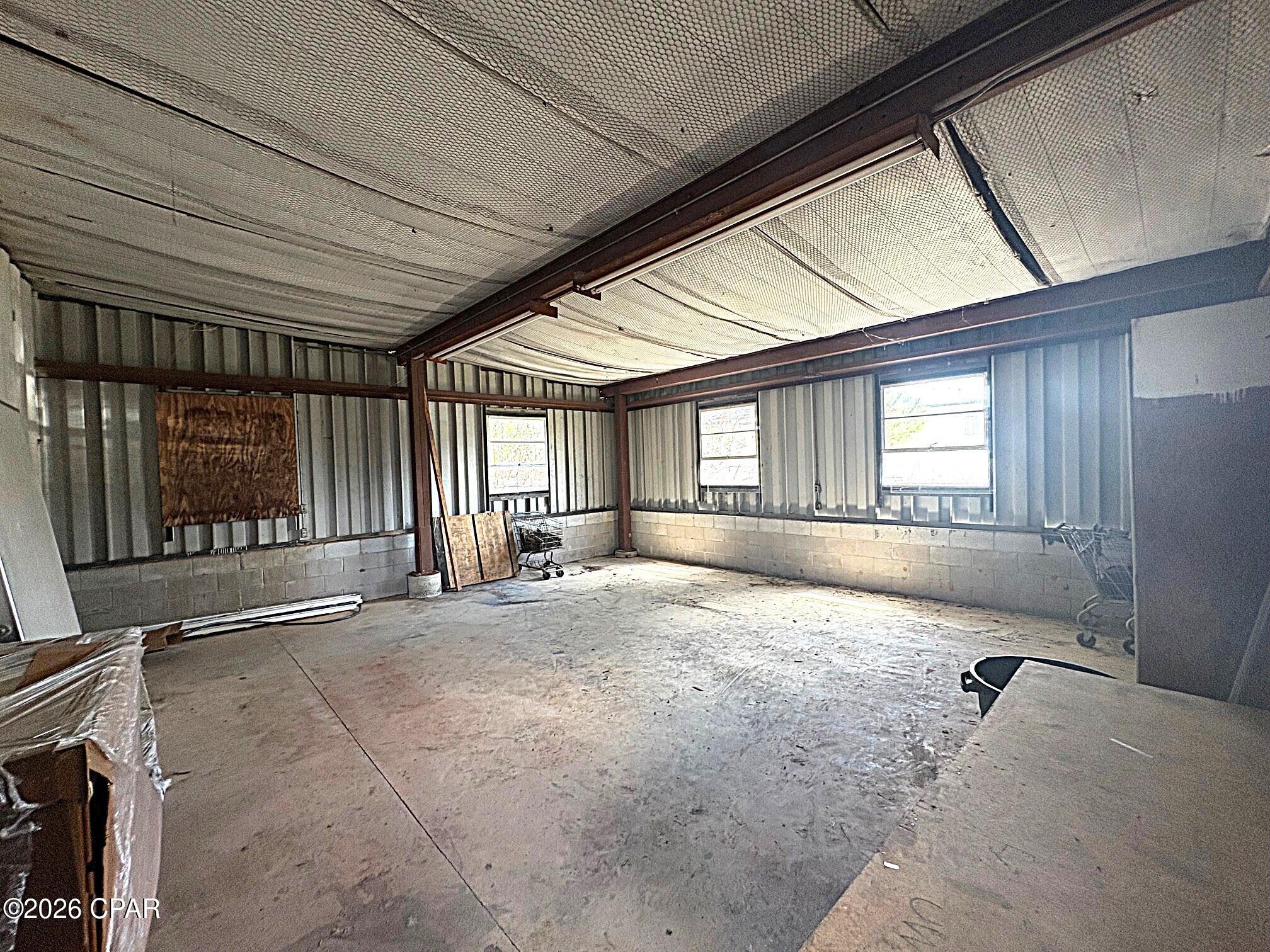 [No Recorded Subdiv] - Commercial Sale